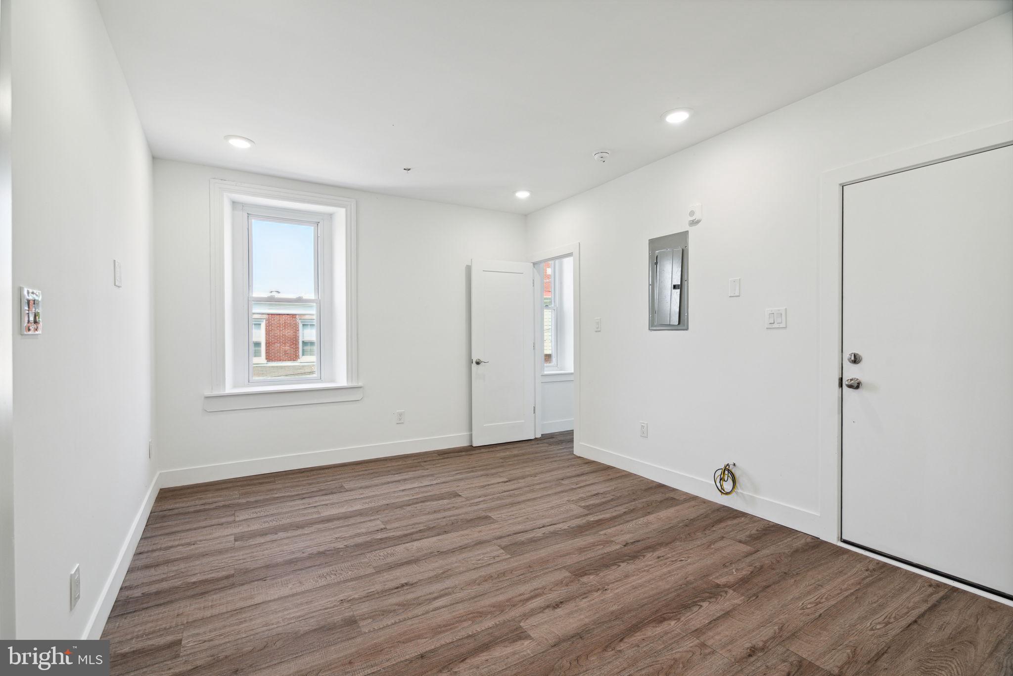 ROXBOROUGH - Residential Income