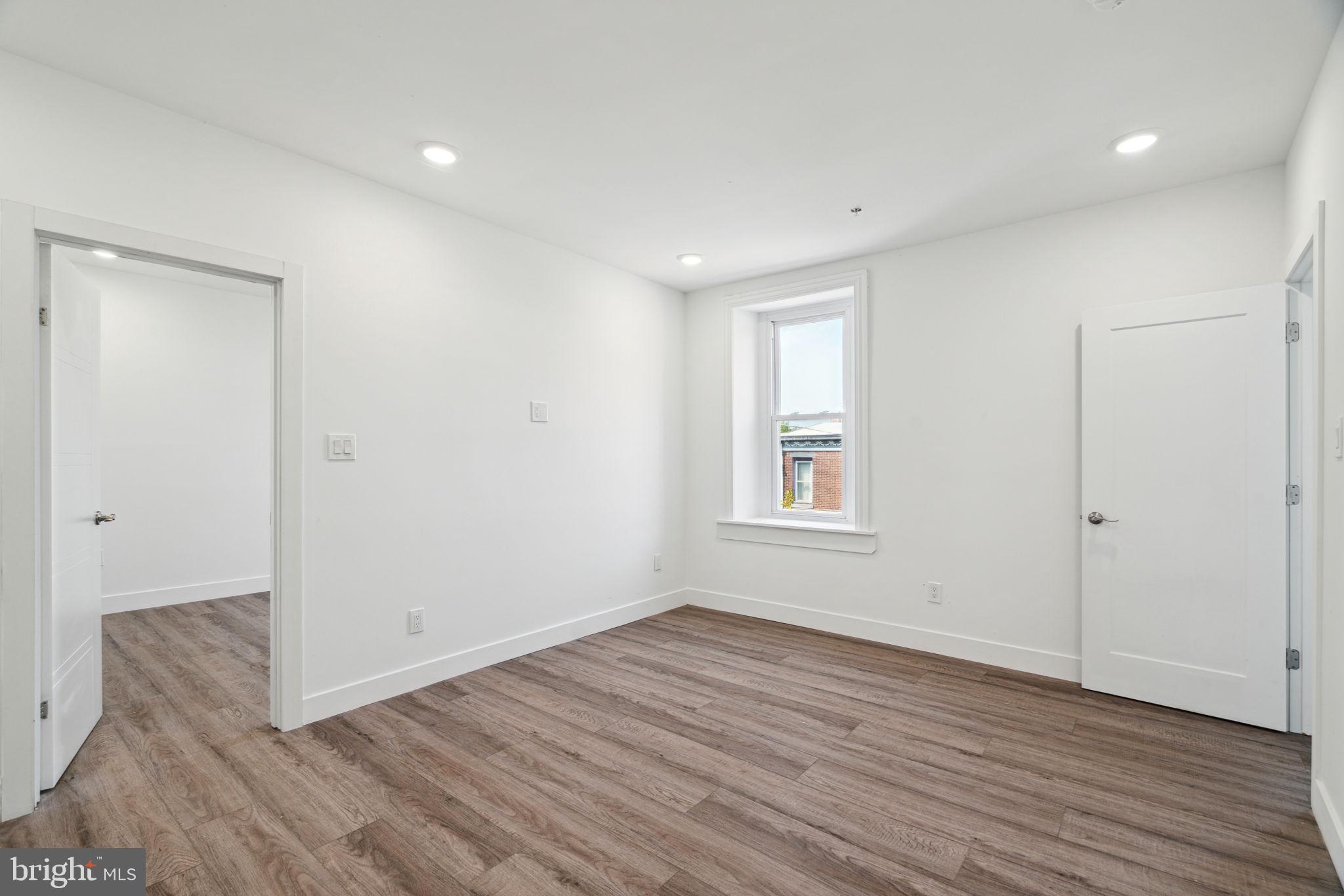 ROXBOROUGH - Residential Income