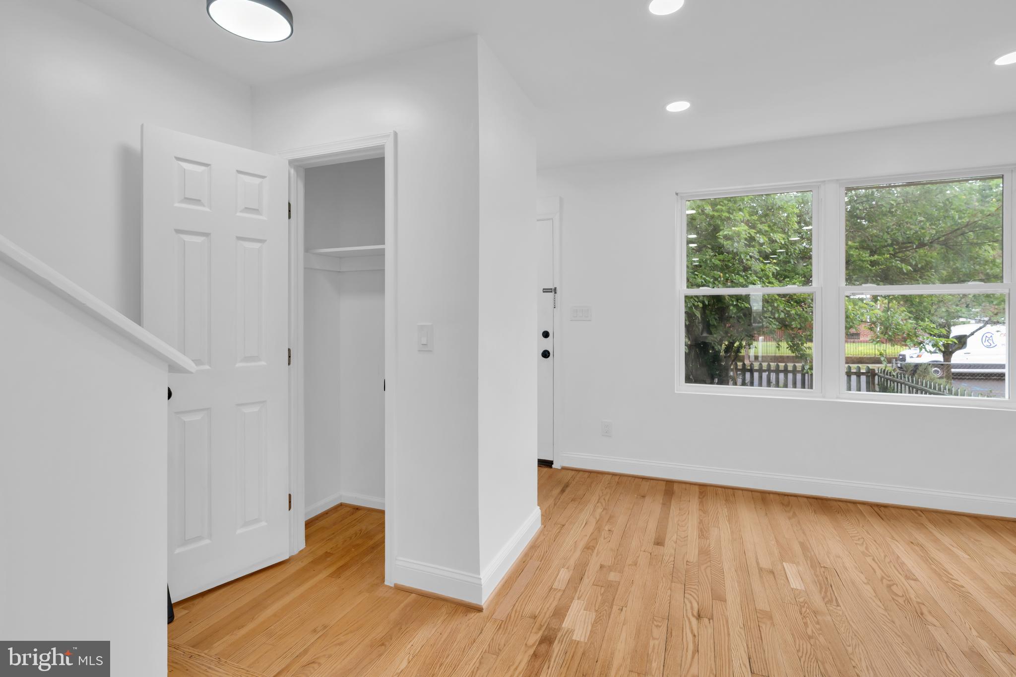 RIGGS PARK - Residential