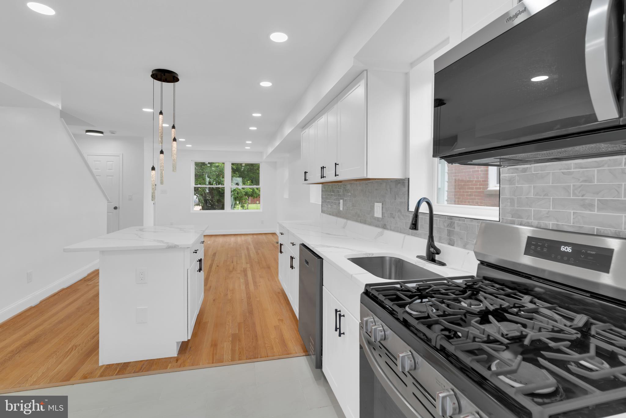 RIGGS PARK - Residential