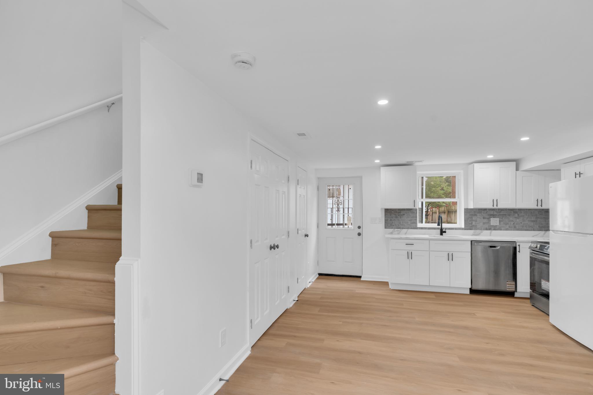 RIGGS PARK - Residential
