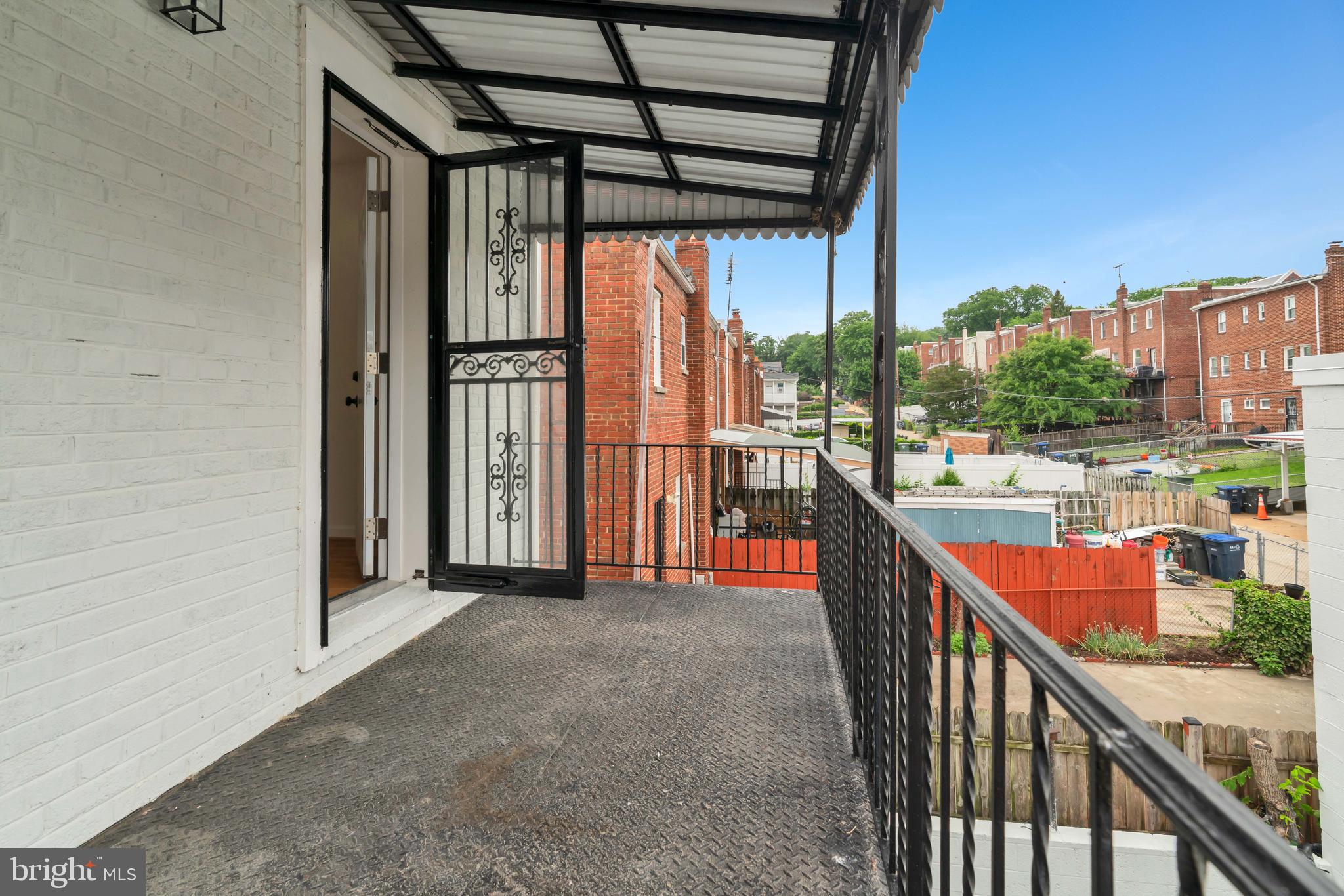 RIGGS PARK - Residential