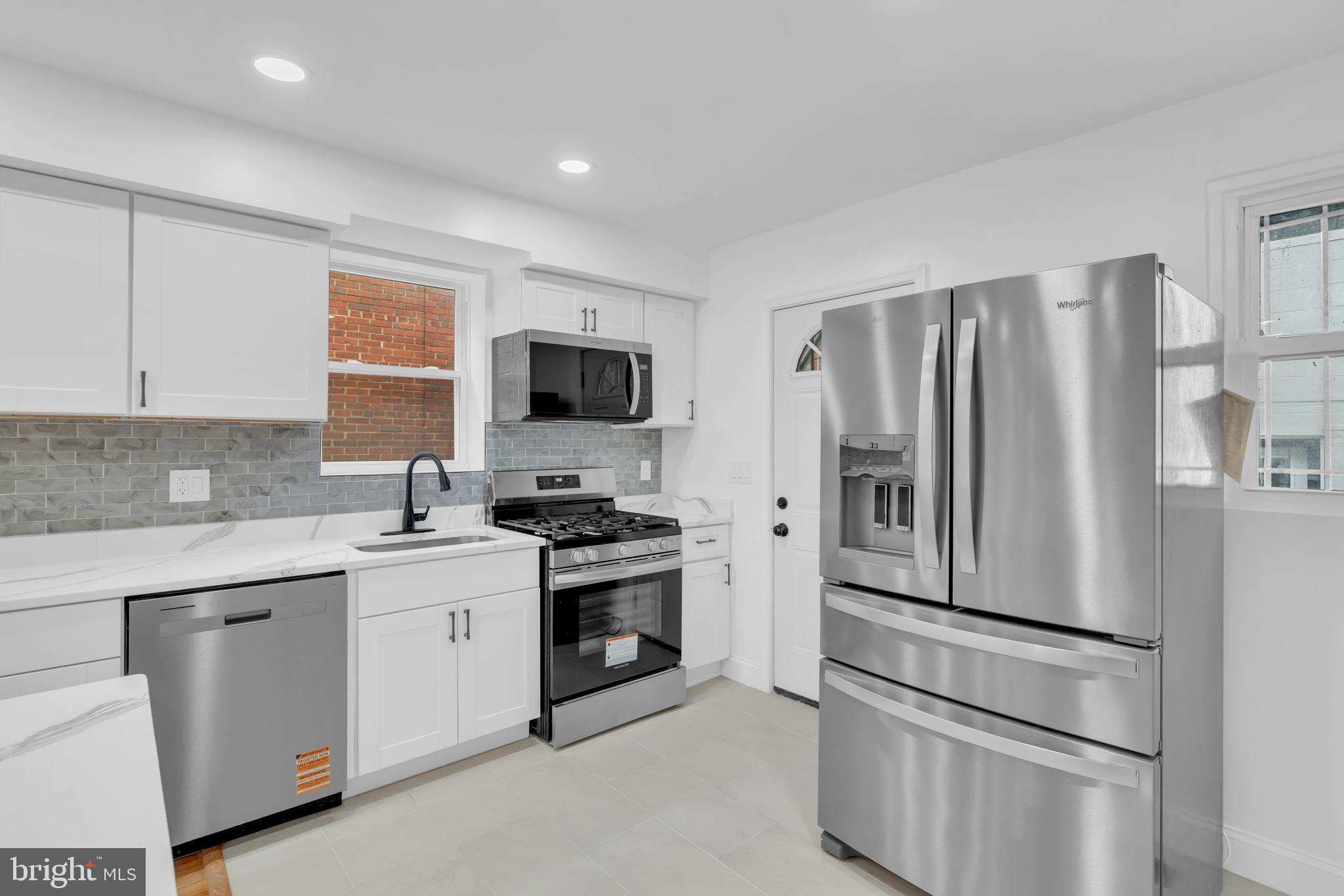 RIGGS PARK - Residential