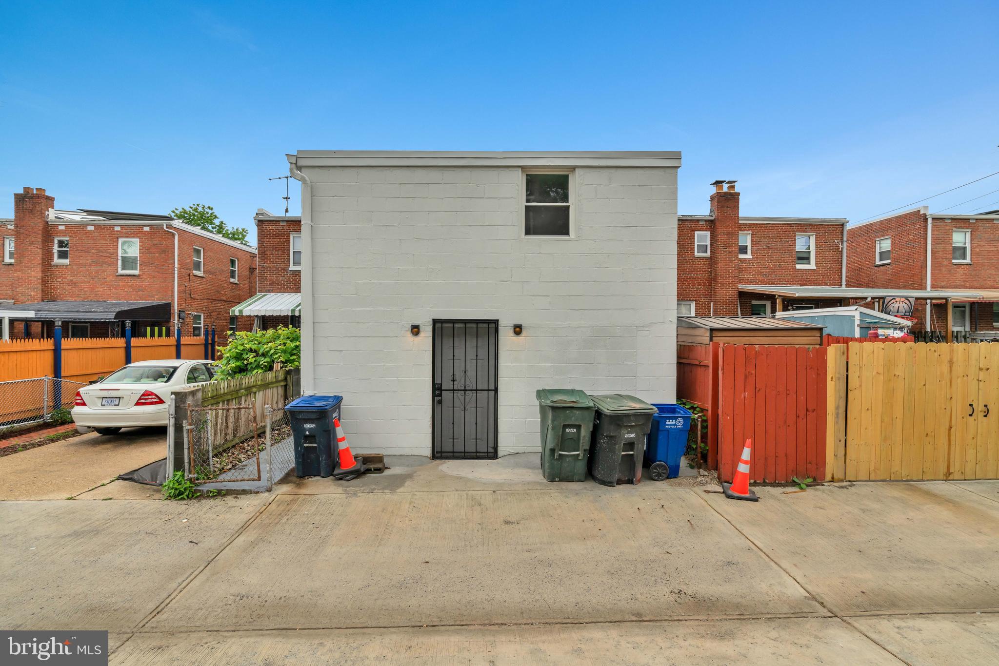 RIGGS PARK - Residential