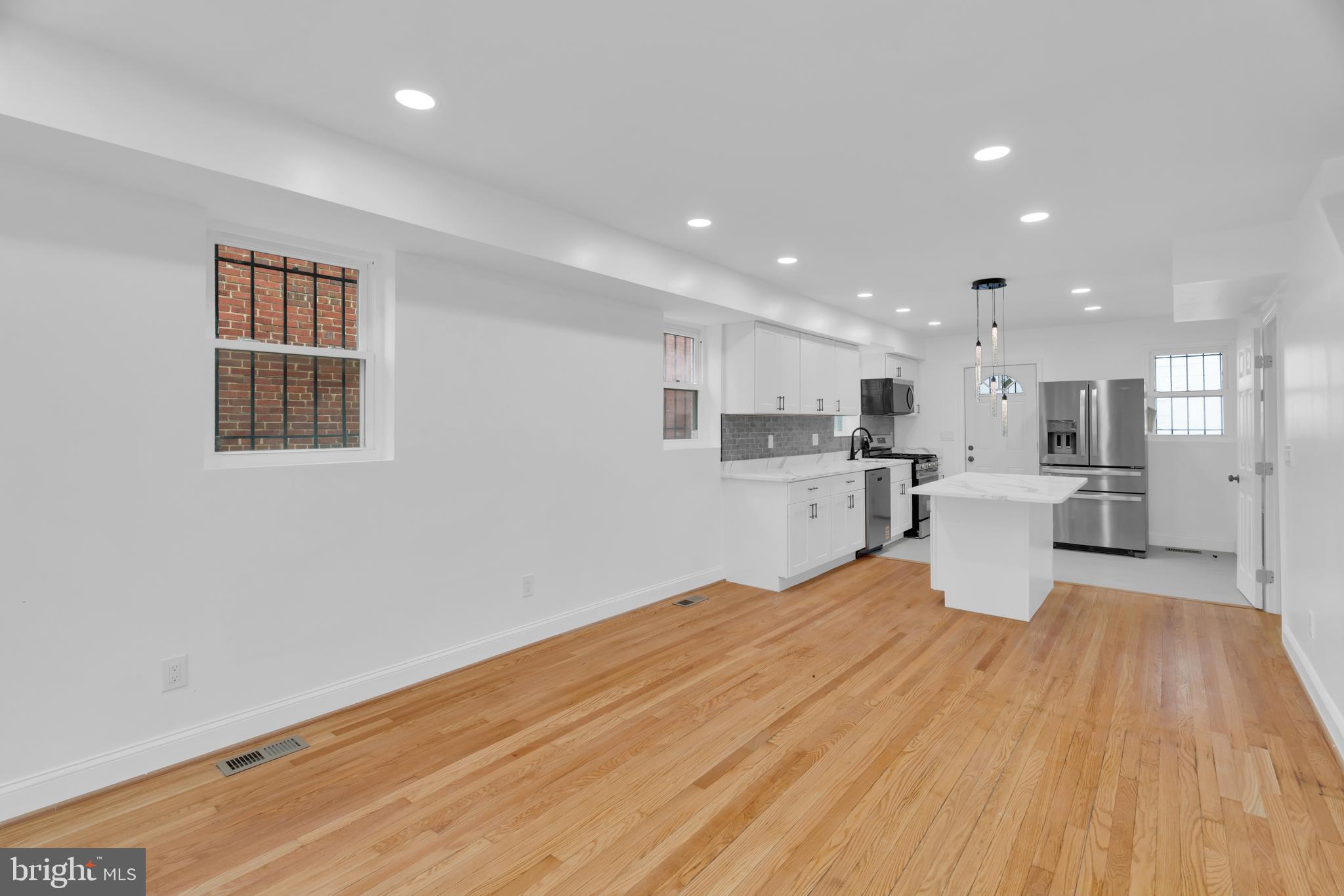 RIGGS PARK - Residential