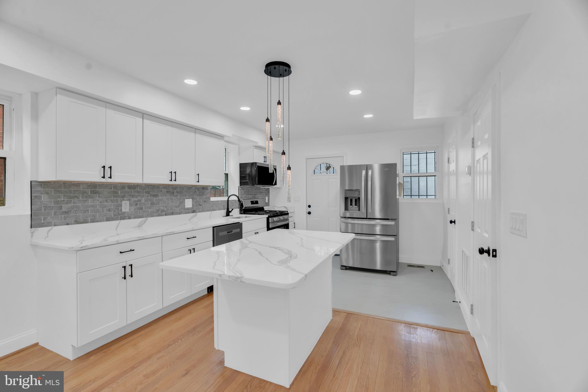 RIGGS PARK - Residential