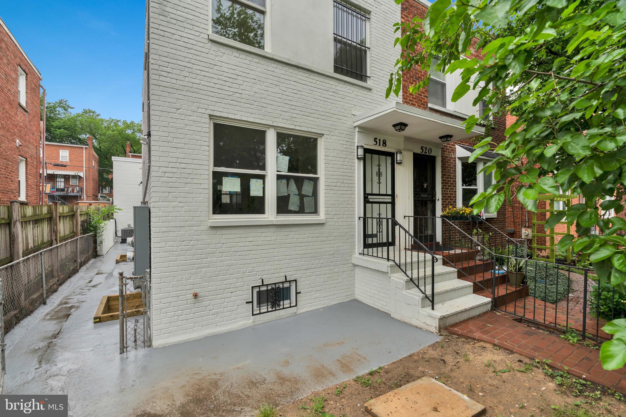 RIGGS PARK - Residential