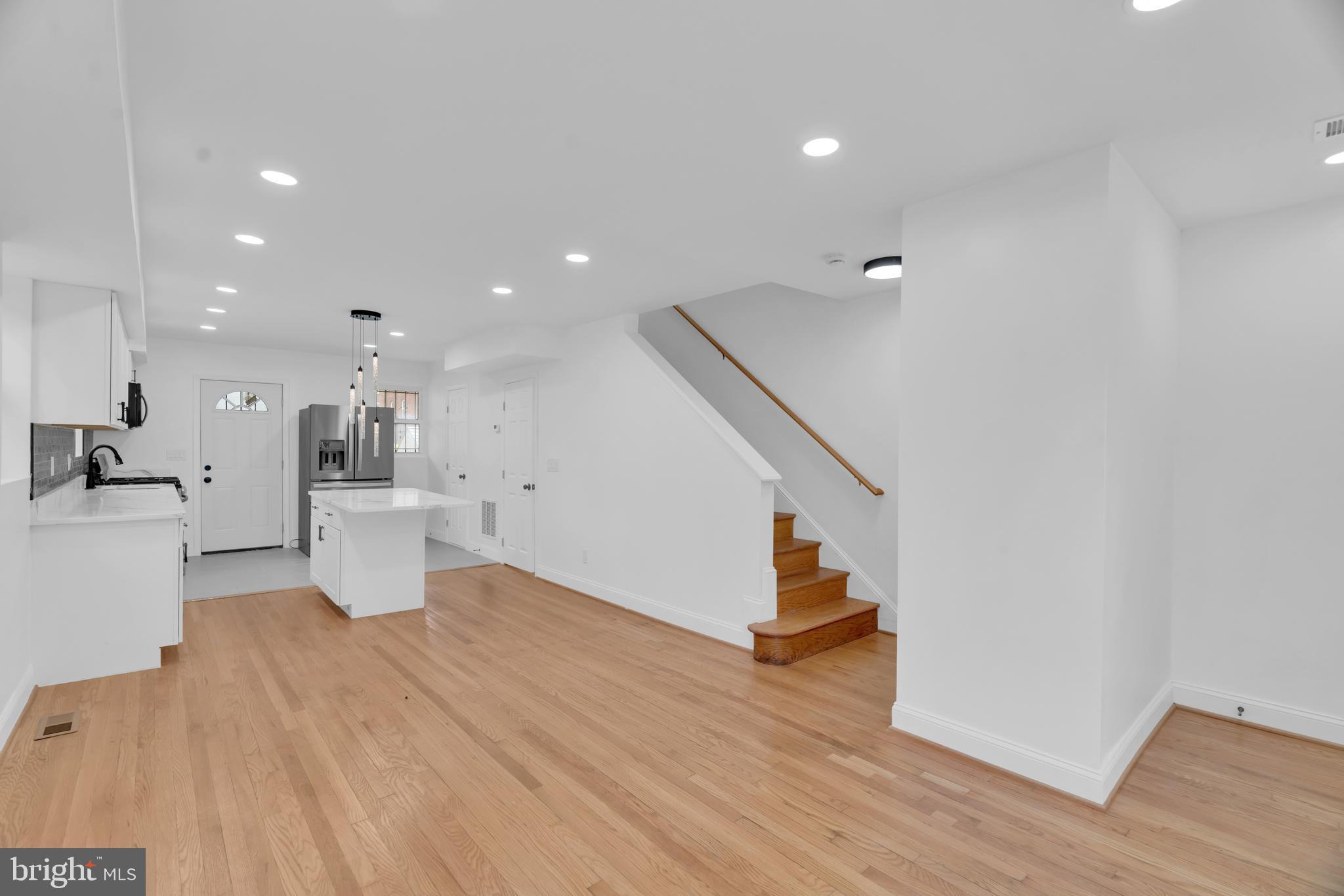 RIGGS PARK - Residential