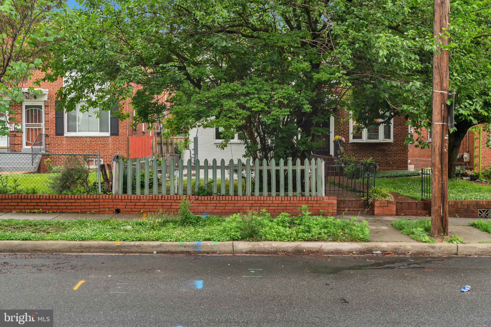 RIGGS PARK - Residential