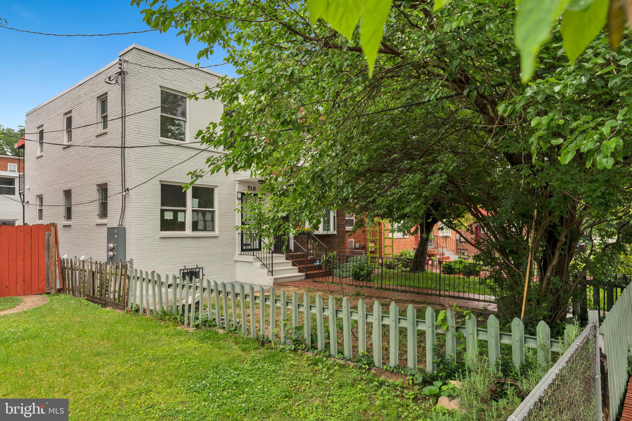 RIGGS PARK - Residential
