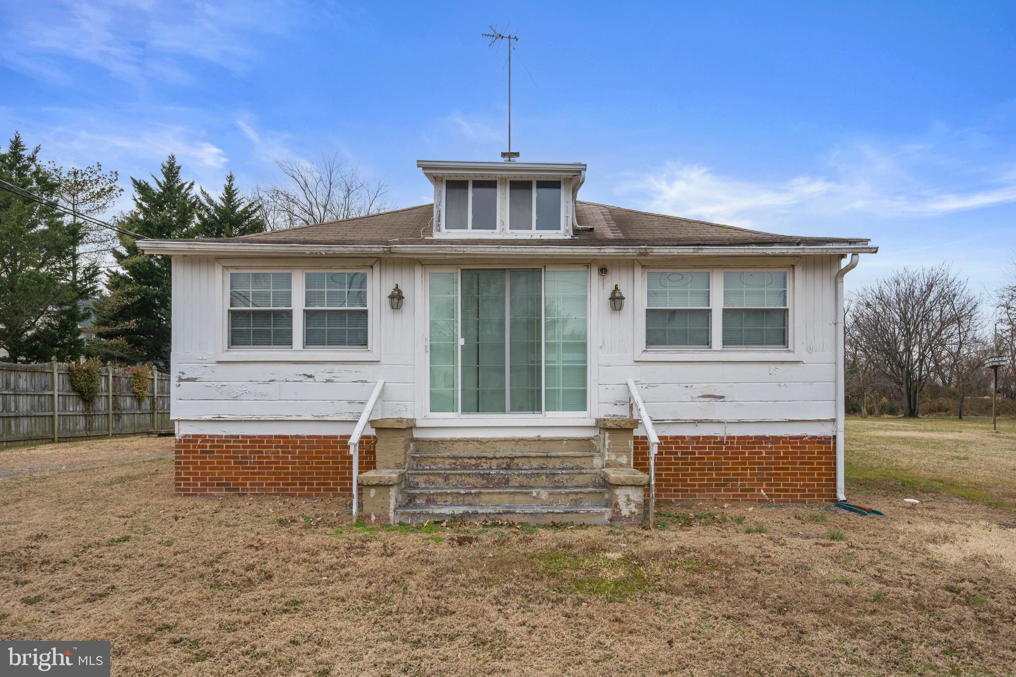 GUM SPRINGS - Residential