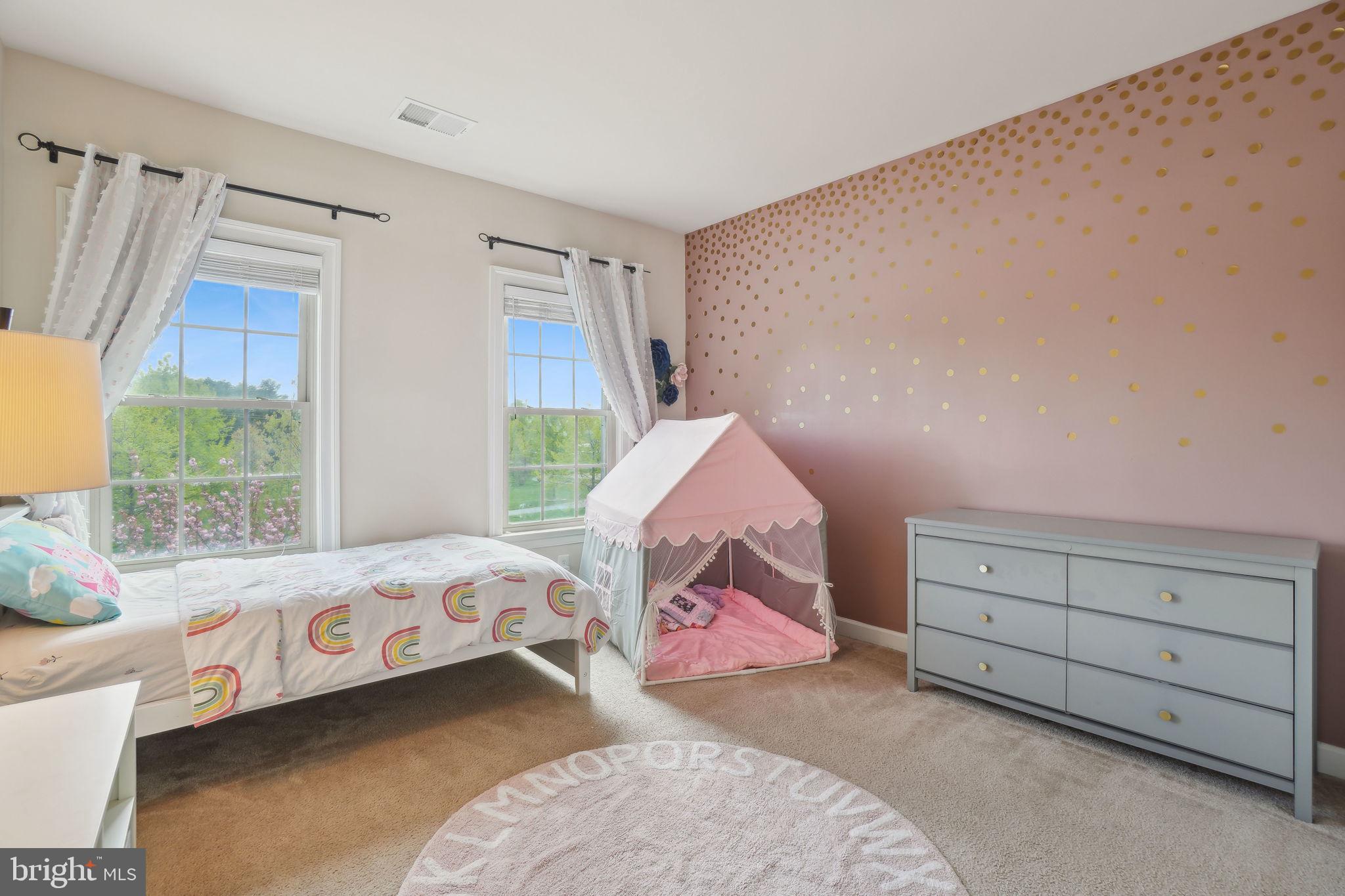 FAIRLAND PARK - Residential