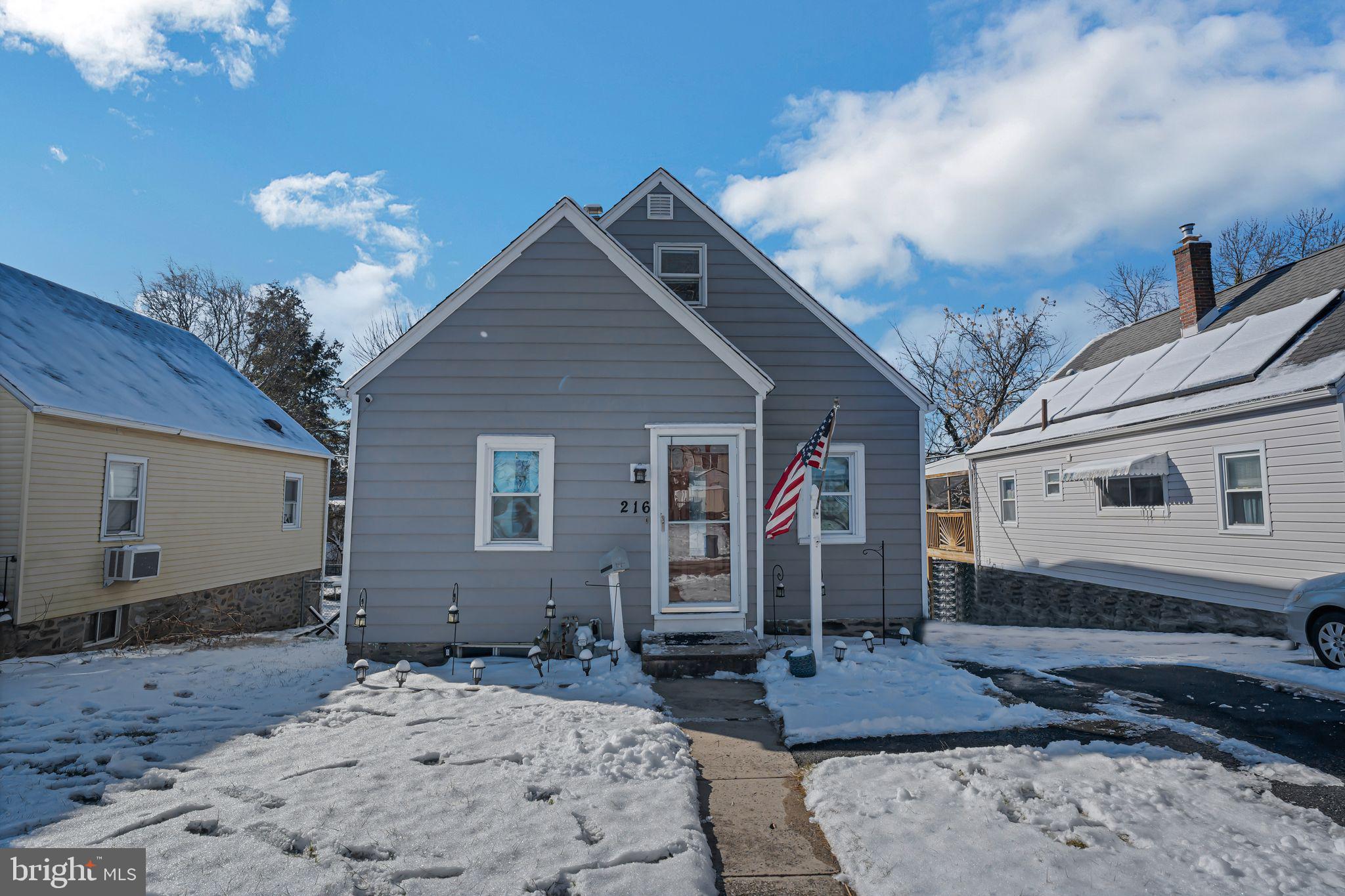 Welcome to 216 Mackenzie Avenue situated on a quiet street in the heart of Prospect Park.   This single-family home is within minutes of parks, shopping, I-95, and the Philadelphia airport making the location super convenient.   The exterior of this property has driveway parking for two, a well-manicured front lawn, and LARGE private fenced rear yard w/ patio, storage shed w/ electric, and interior access to basement.  The first floor boasts an opened dining nook and kitchen w/ hardwood floors, updated fixtures, stainless steel appliances w/ DW, tiled backsplash, ample cabinet space, and granite counters.  The living room is painted a tasteful shade of gray, has recessed lighting, a modern faux stone accent wall, and new carpeting.  There are two bedrooms w/ closet space and ceiling fans that overlook the rear yard.  First floor bath is updated w/ tiled tub surround.  The second floor has a generously sized owner’s bedroom w/ room to add a bathroom and CLOSETS GALORE!!!  The walk out basement is full and unfinished w/ storage, professional waterproofing, and laundry area.  The one side has potential to be finished if additional space was needed.   Make this beautiful SINGLE yours before the spring rush!