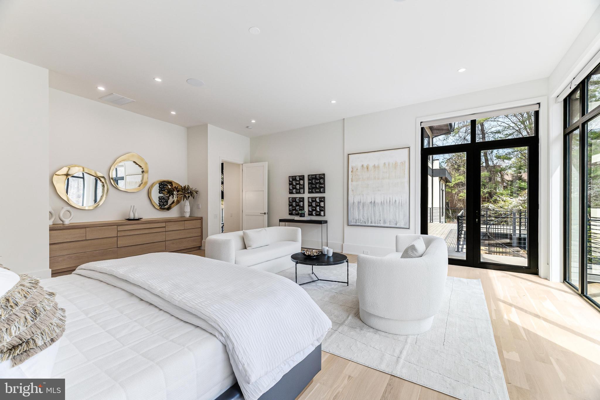 BELLEVUE FOREST - Residential