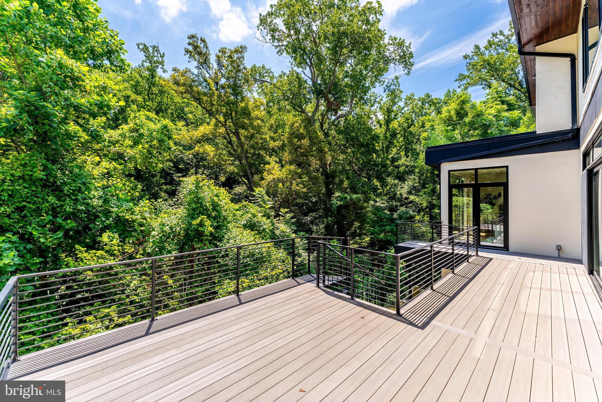BELLEVUE FOREST - Residential