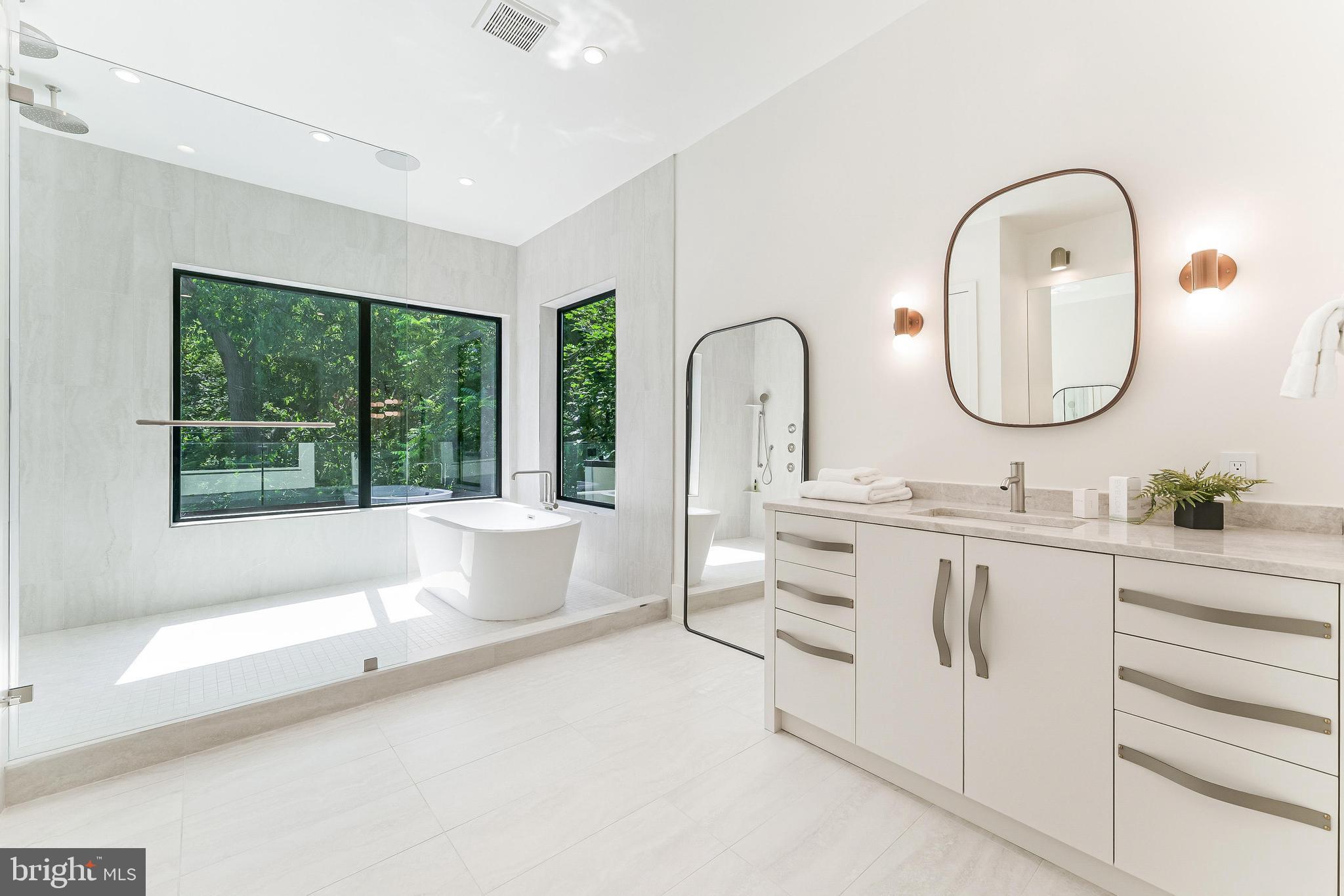 BELLEVUE FOREST - Residential
