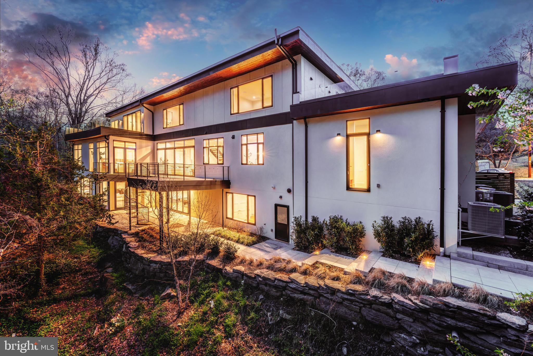 BELLEVUE FOREST - Residential