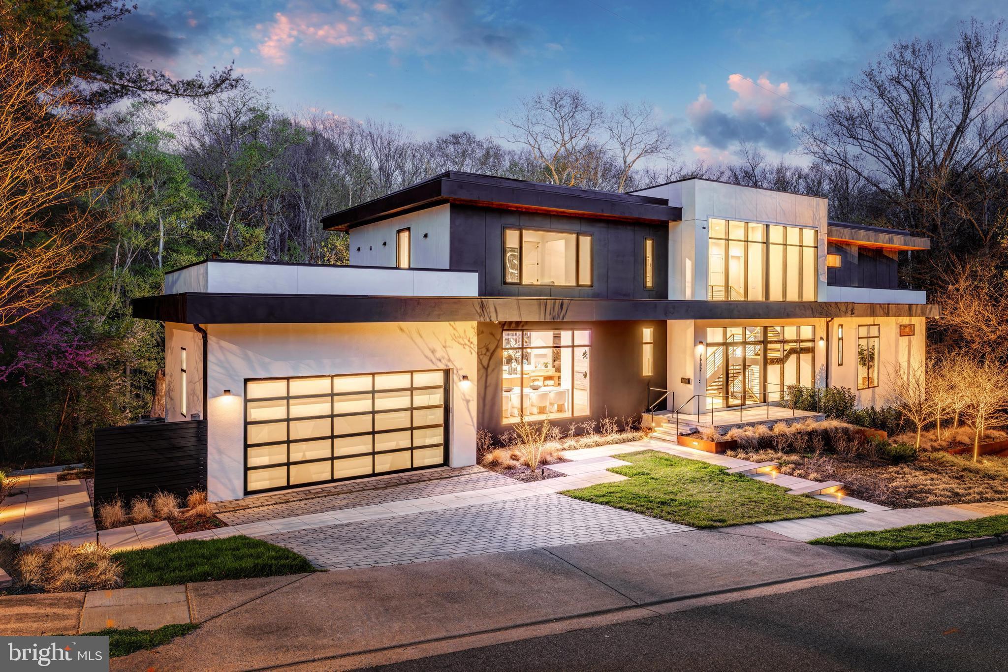 BELLEVUE FOREST - Residential