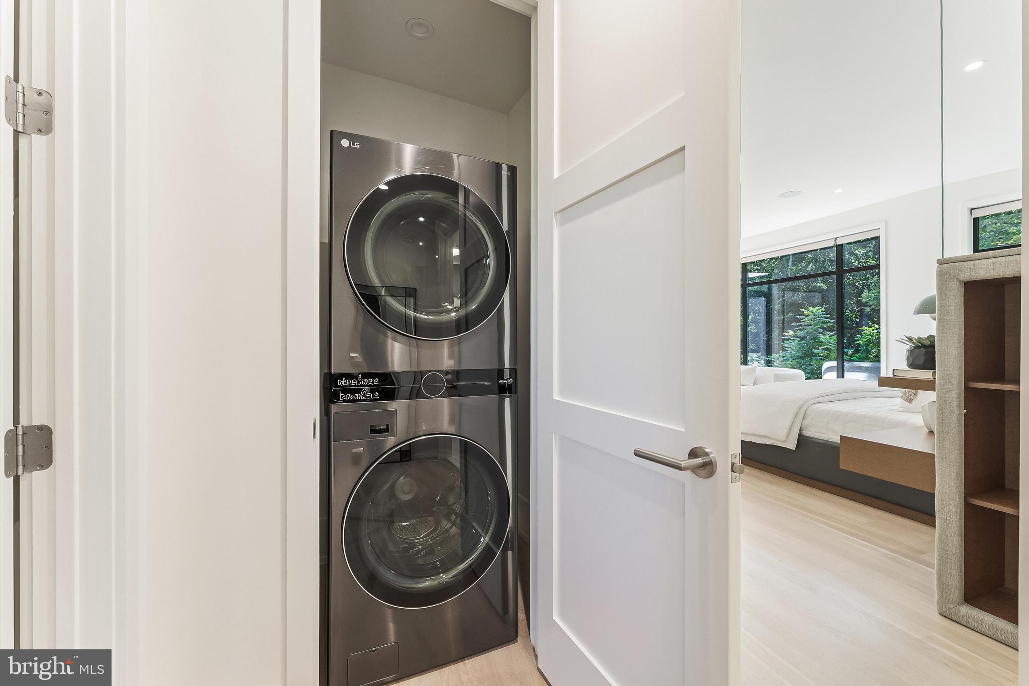 BELLEVUE FOREST - Residential
