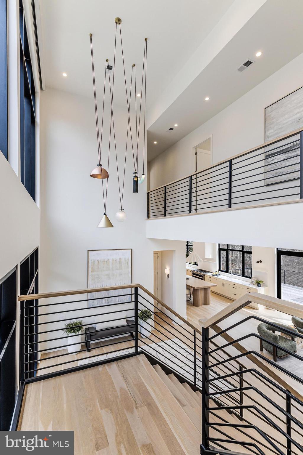BELLEVUE FOREST - Residential