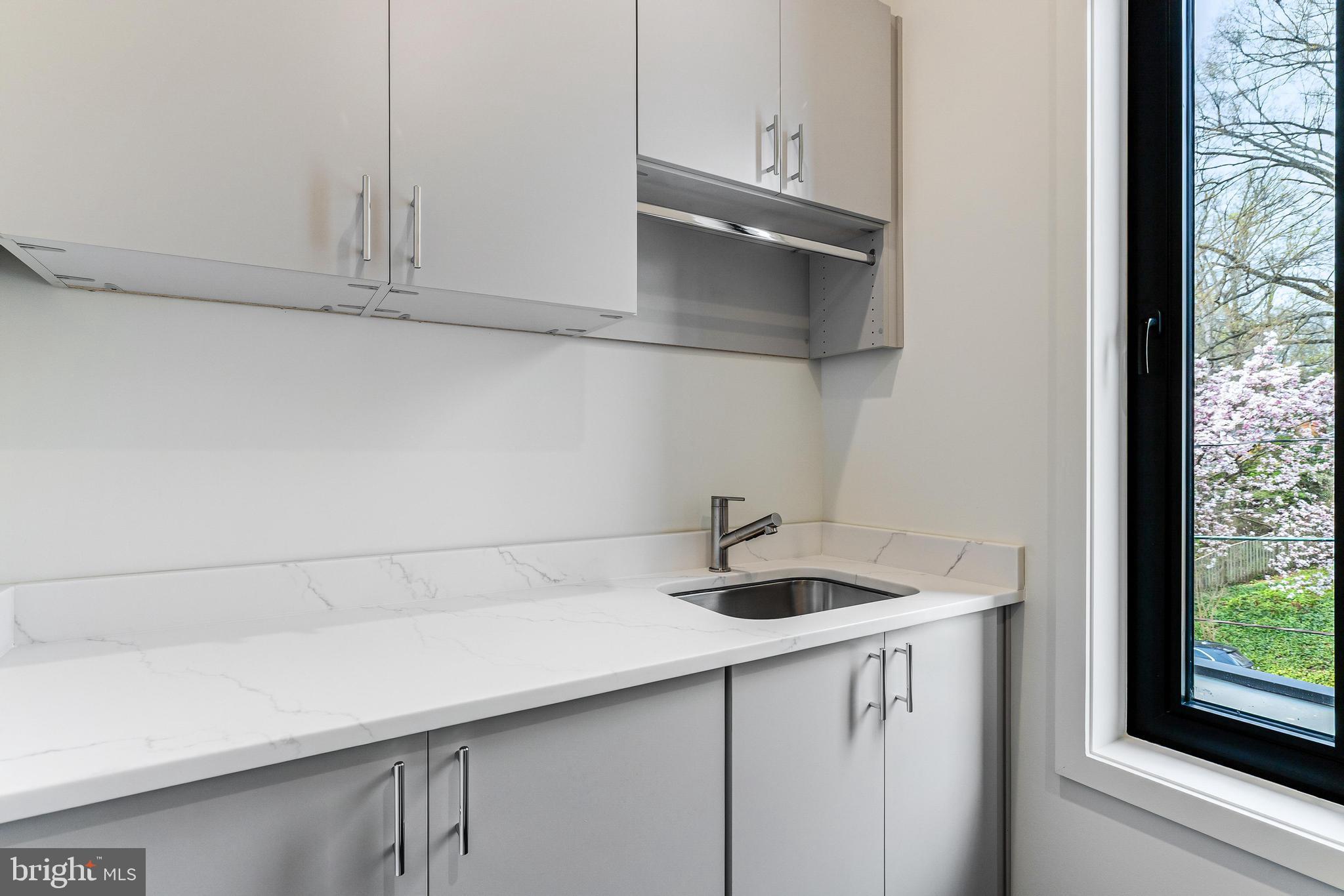 BELLEVUE FOREST - Residential