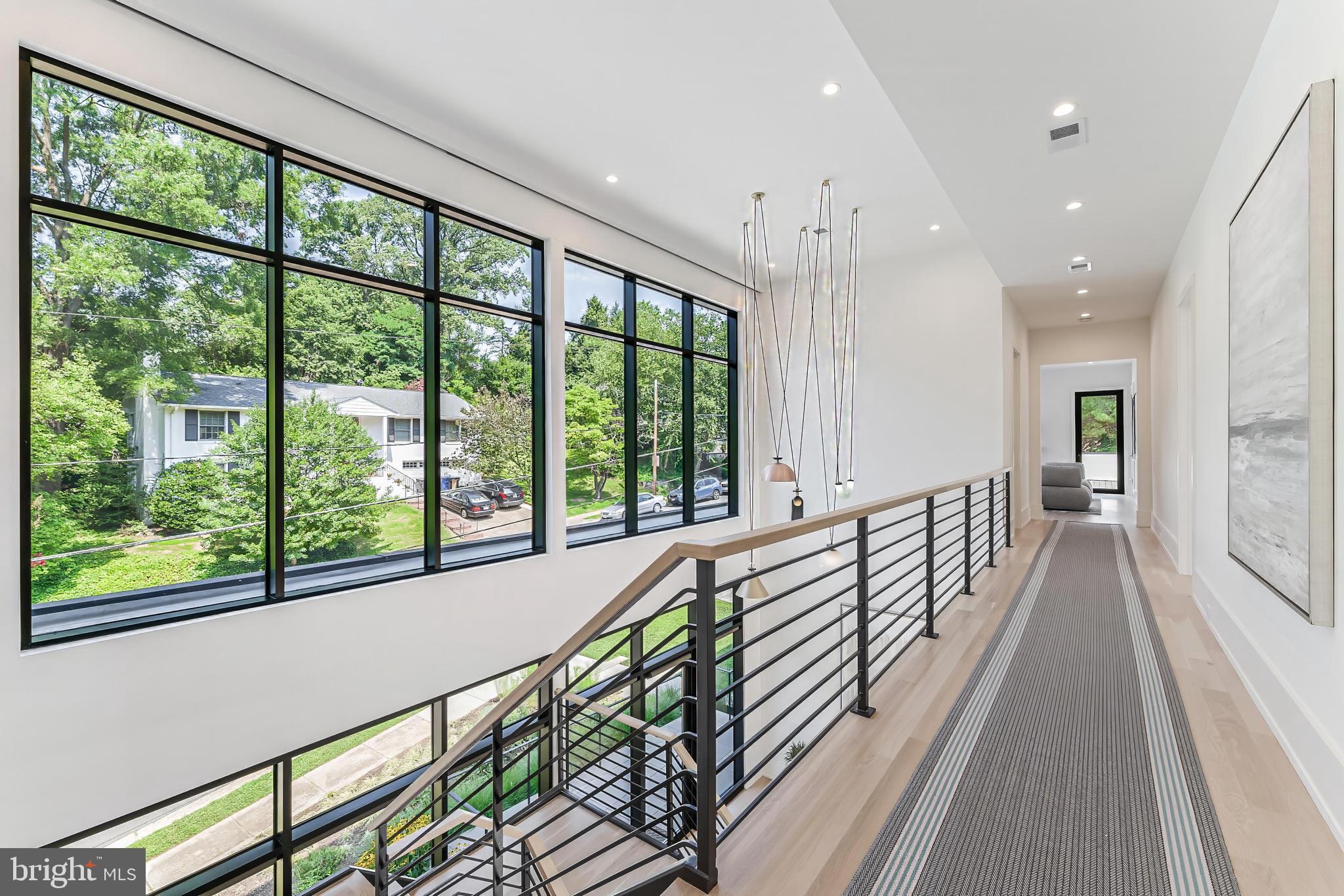 BELLEVUE FOREST - Residential