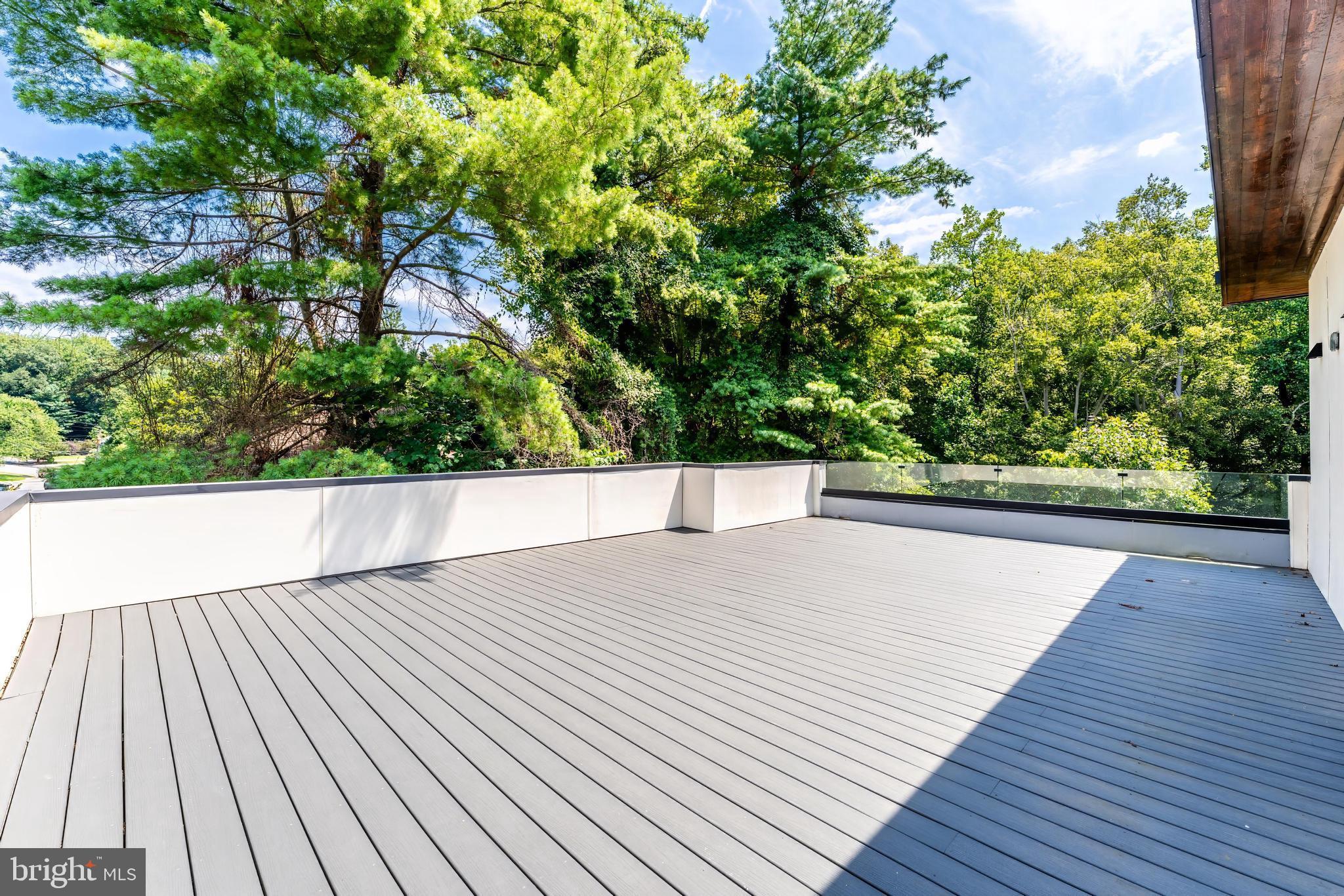 BELLEVUE FOREST - Residential