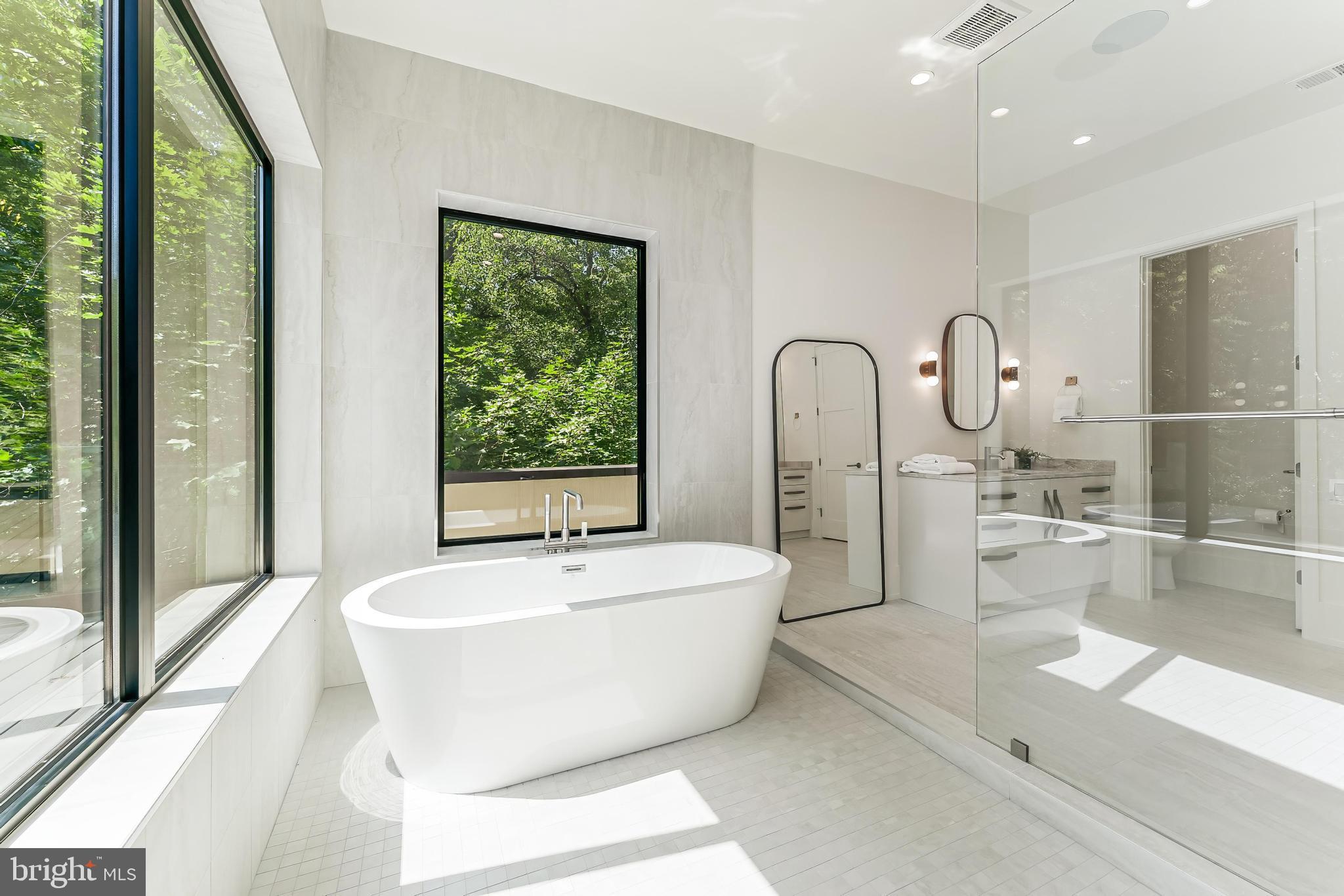 BELLEVUE FOREST - Residential