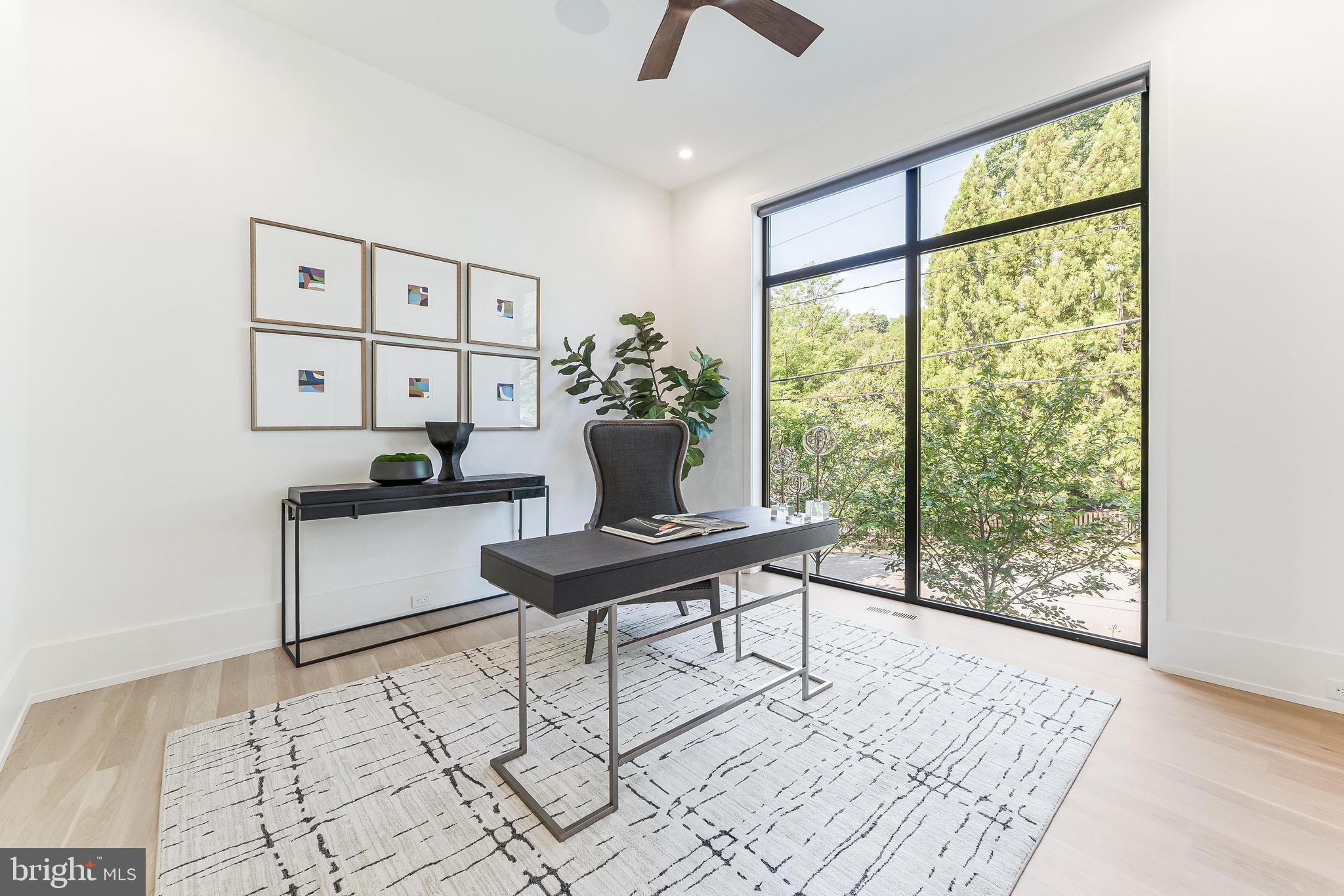 BELLEVUE FOREST - Residential