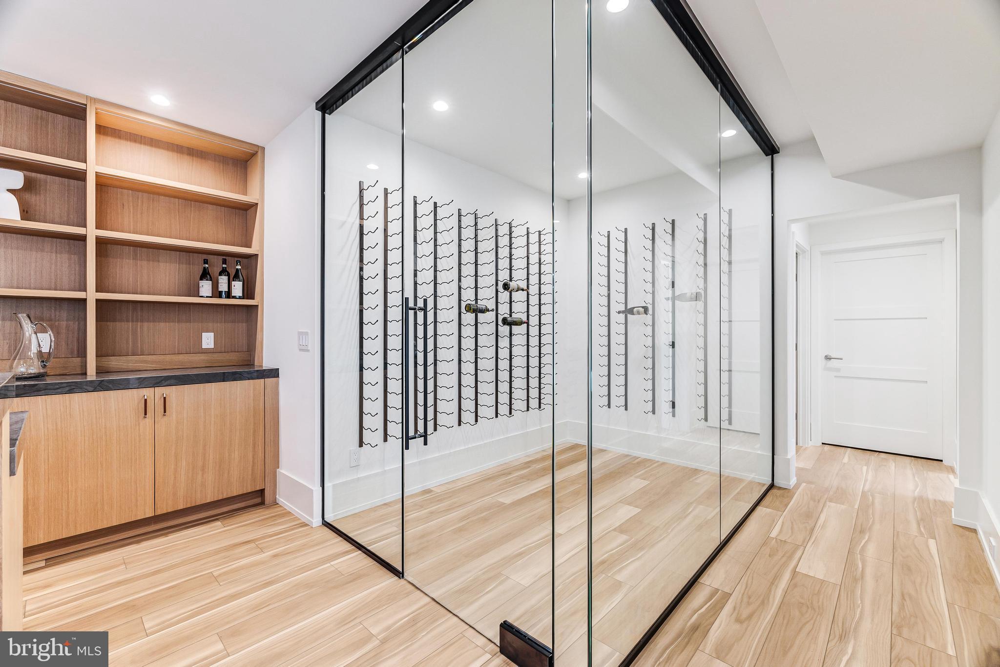 BELLEVUE FOREST - Residential