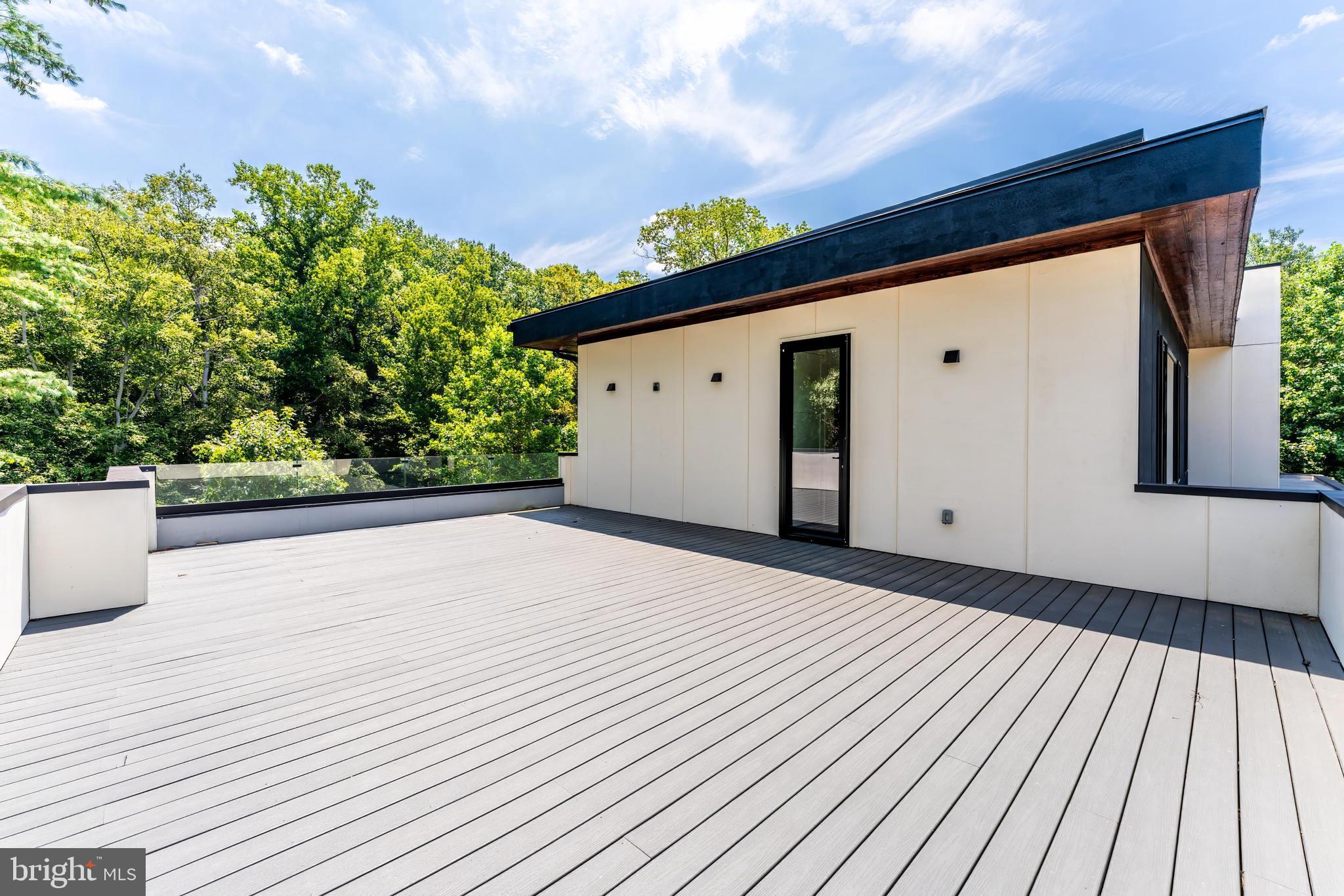 BELLEVUE FOREST - Residential