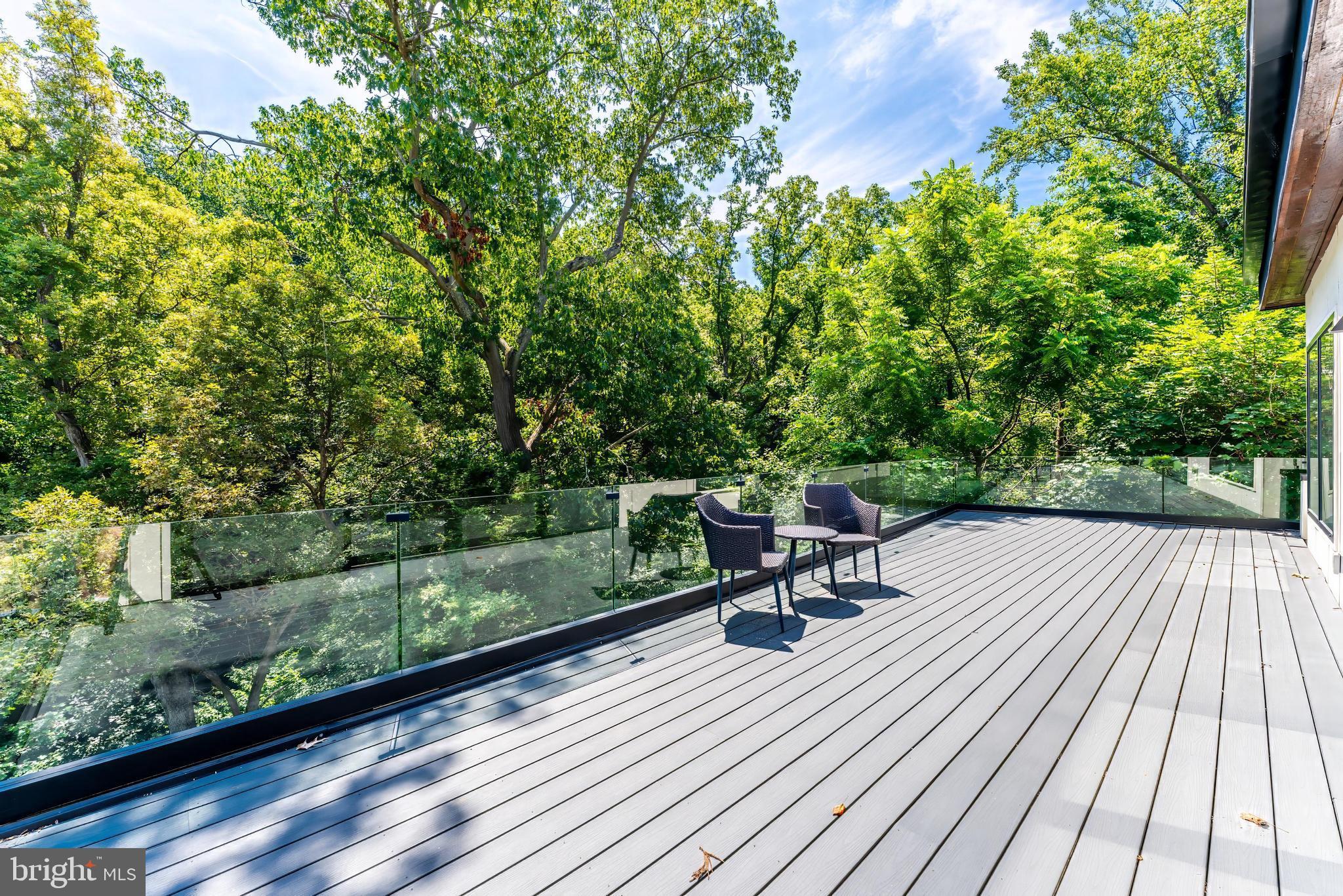 BELLEVUE FOREST - Residential