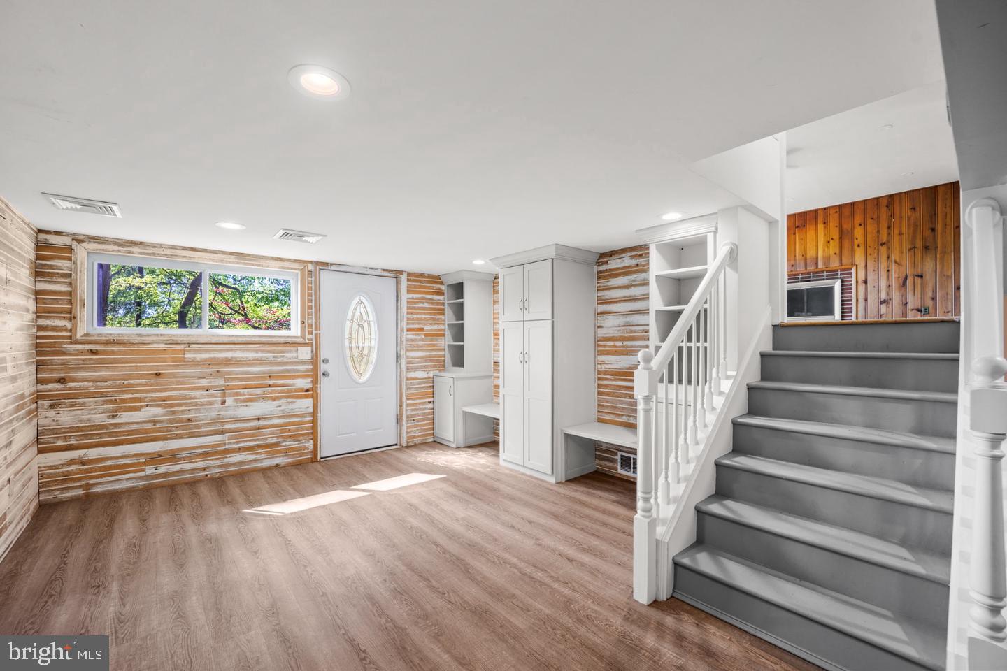 GULPH MILLS VIL - Residential