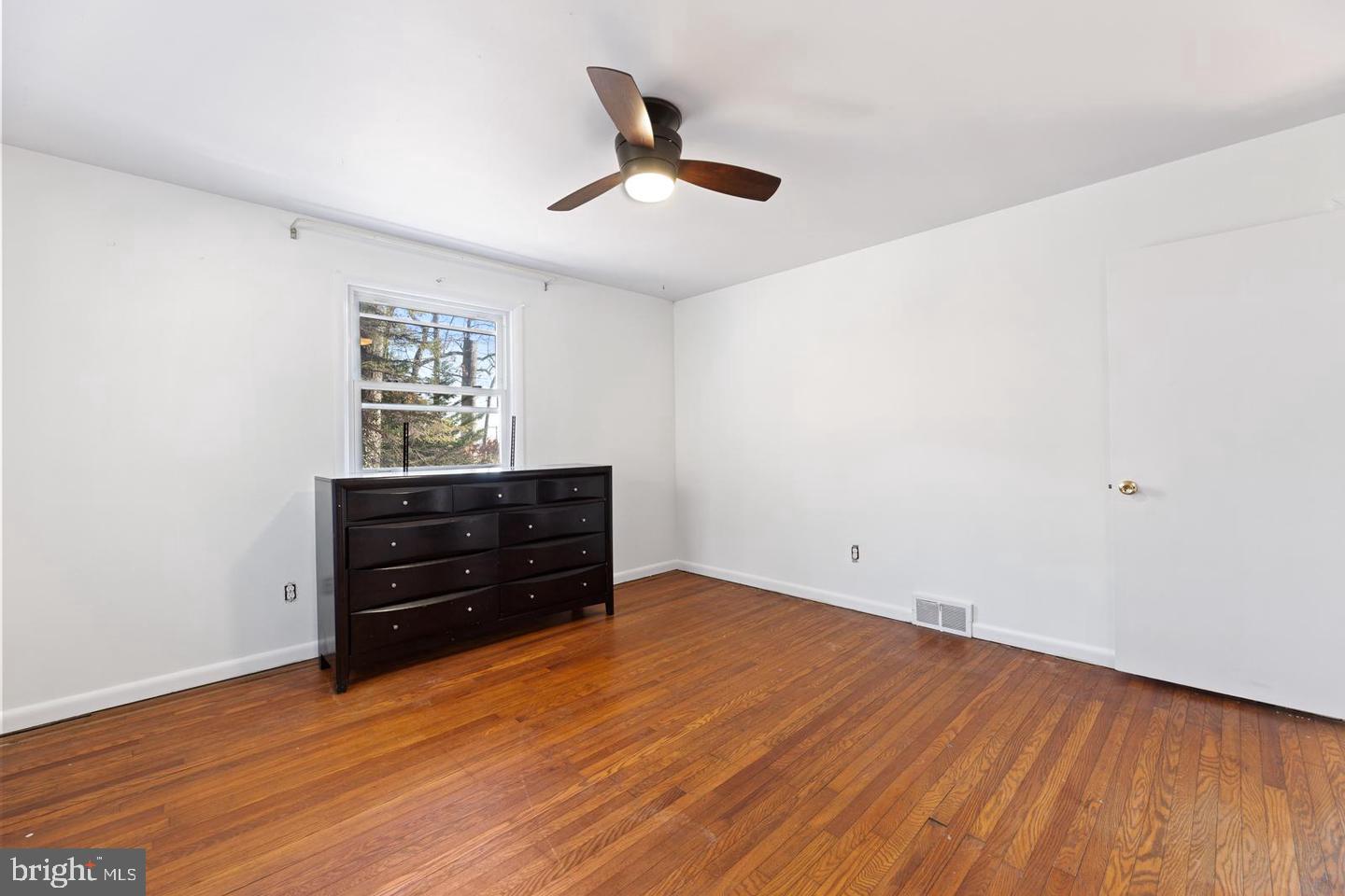 GULPH MILLS VIL - Residential