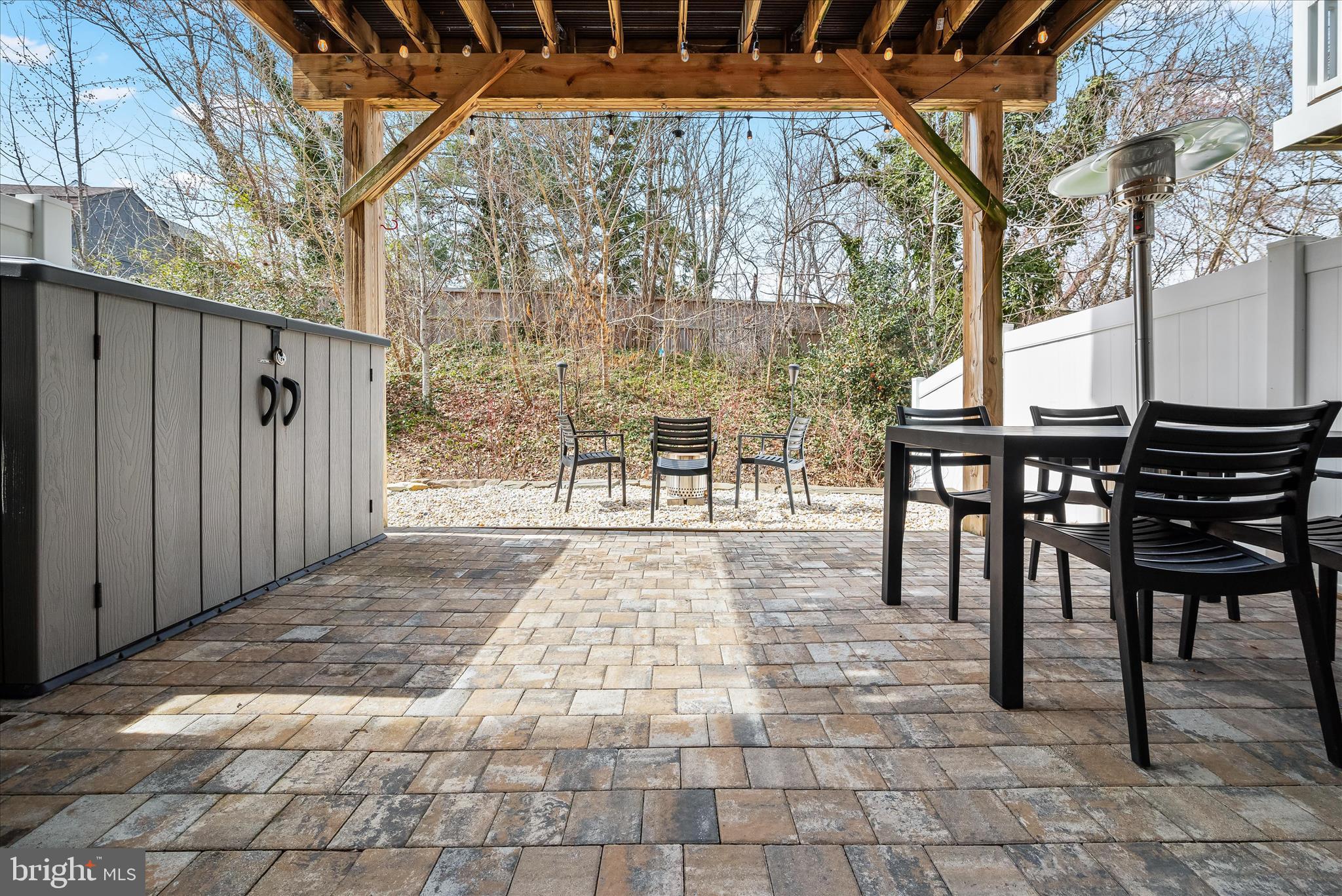 HIGH RIDGE MEADOWS - Residential
