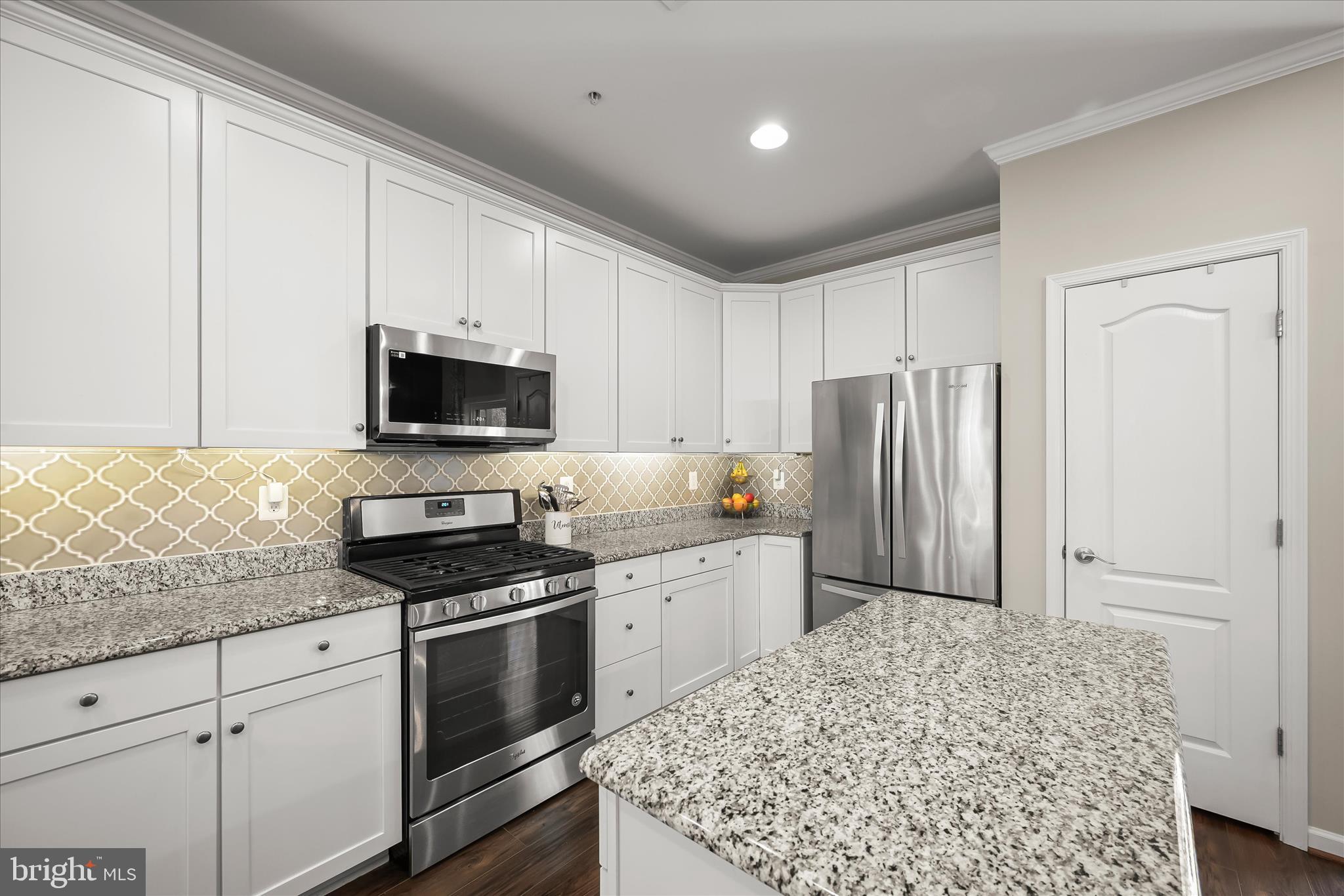 HIGH RIDGE MEADOWS - Residential
