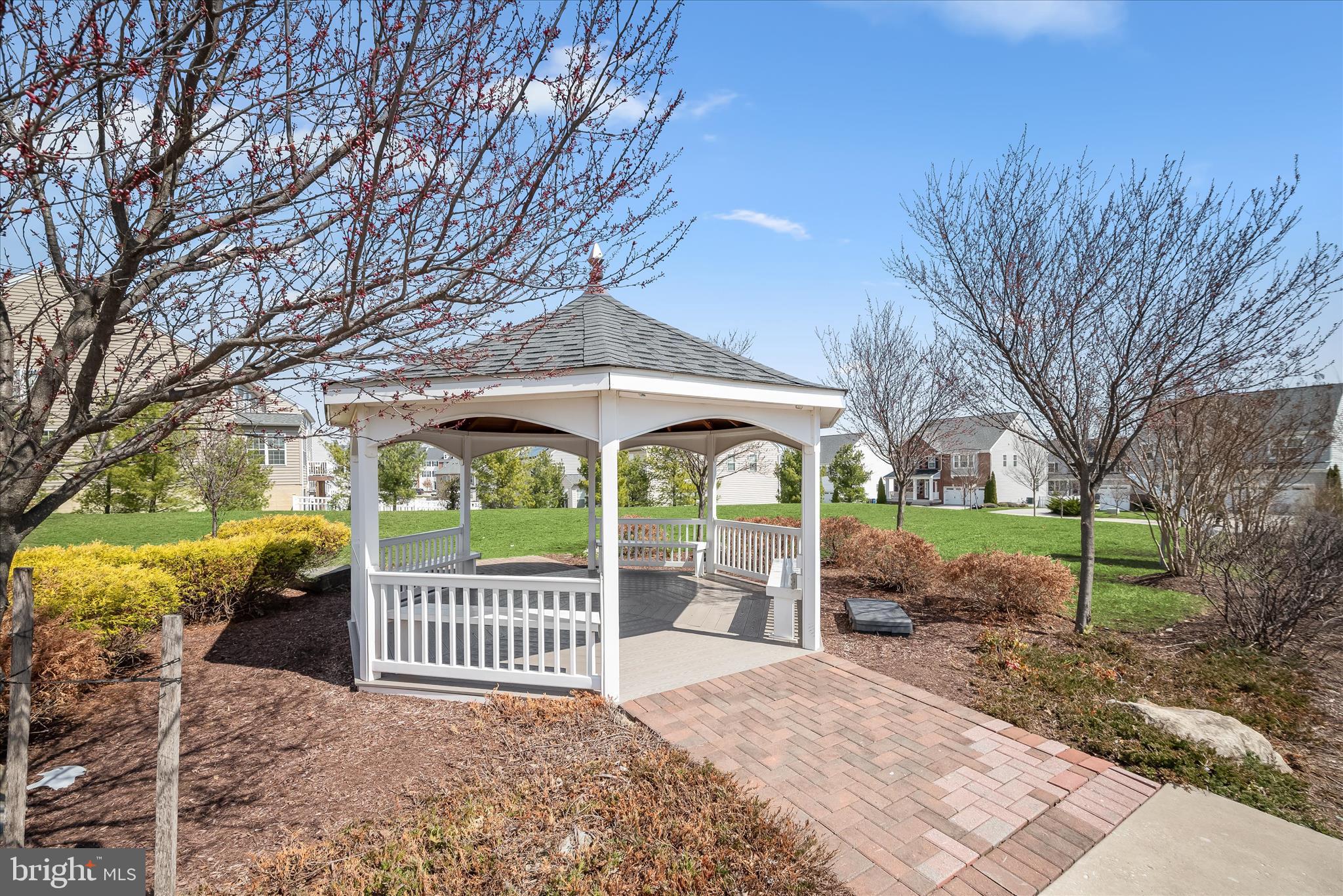 HIGH RIDGE MEADOWS - Residential