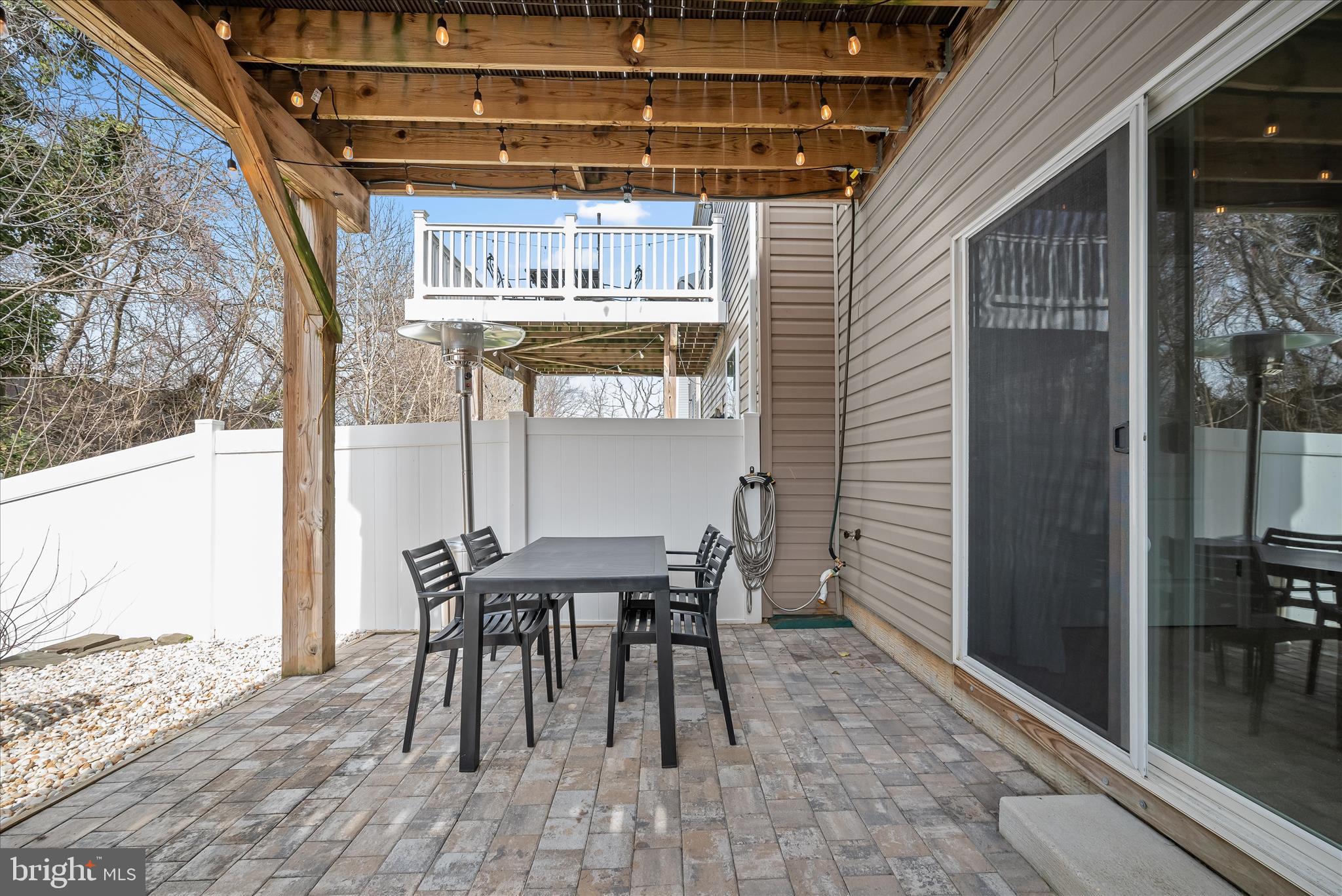 HIGH RIDGE MEADOWS - Residential
