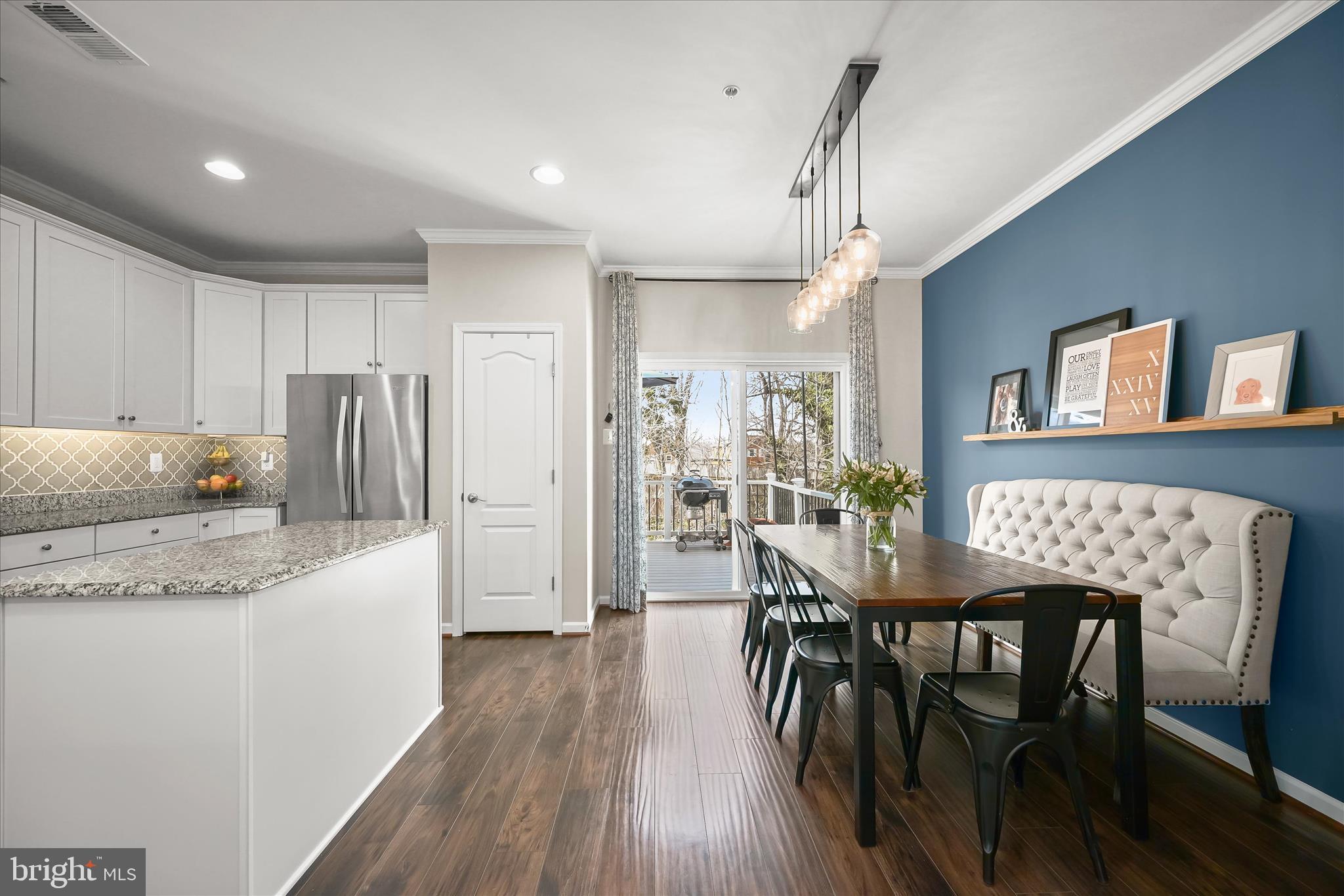 HIGH RIDGE MEADOWS - Residential