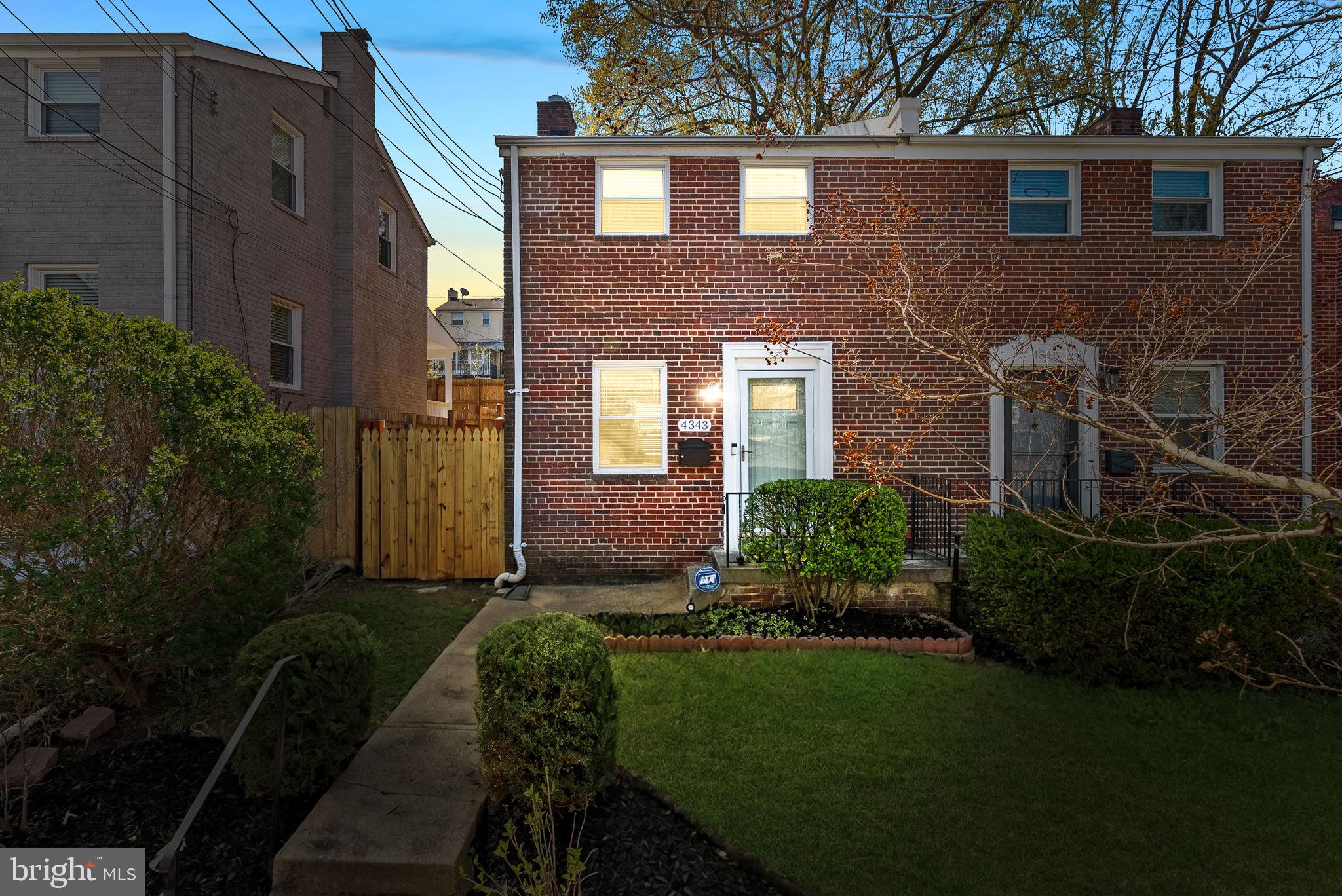 FORT DUPONT PARK - Residential
