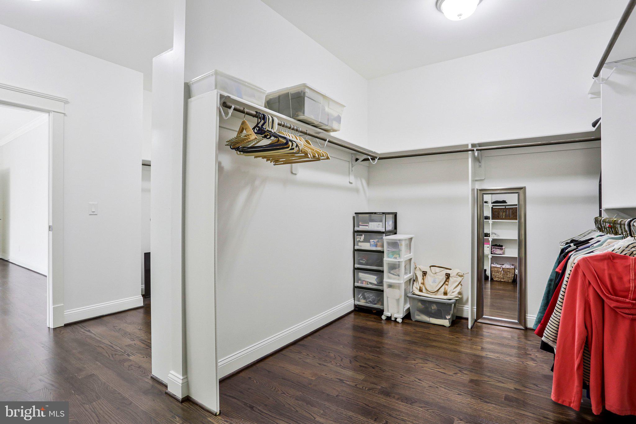 DIVINES CHESTERBROOK - Residential