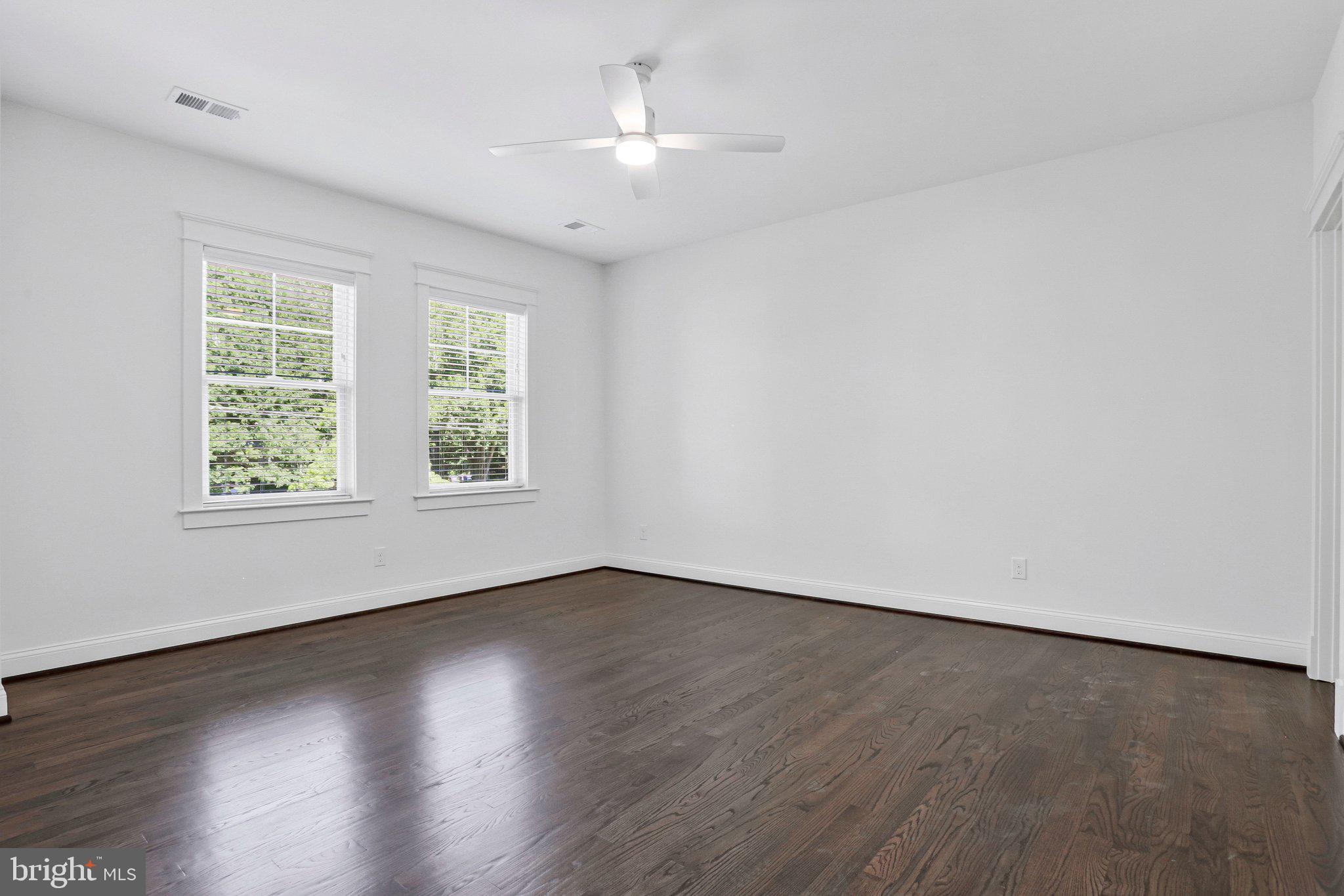 DIVINES CHESTERBROOK - Residential