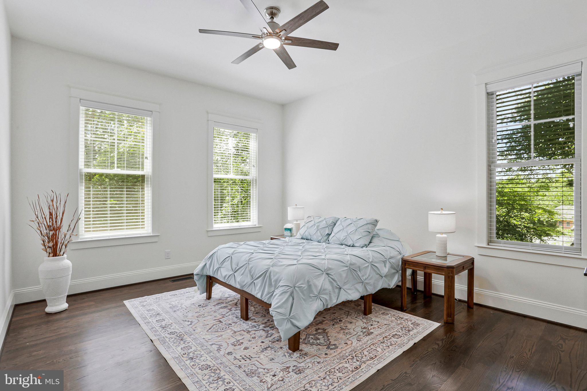 DIVINES CHESTERBROOK - Residential