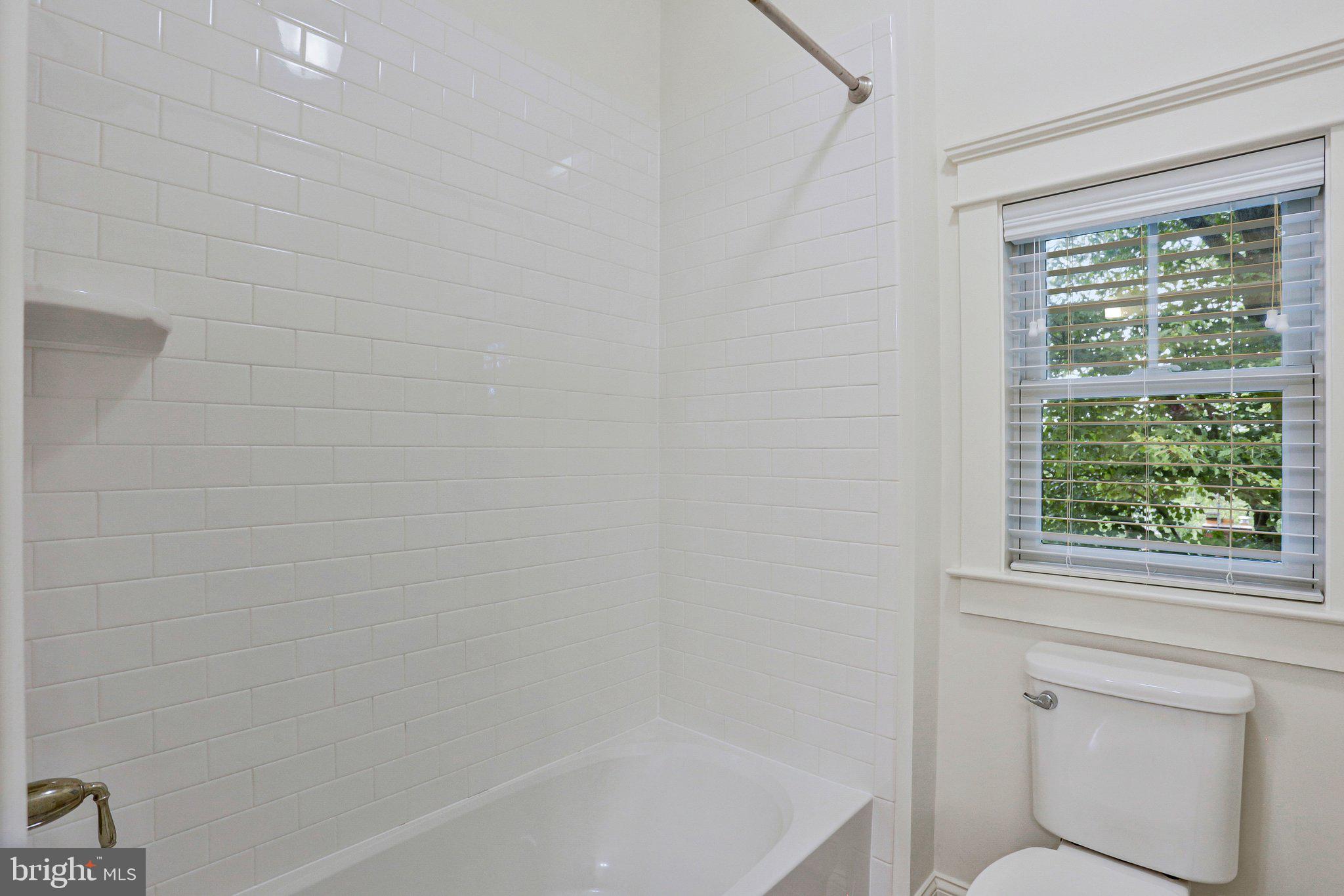 DIVINES CHESTERBROOK - Residential