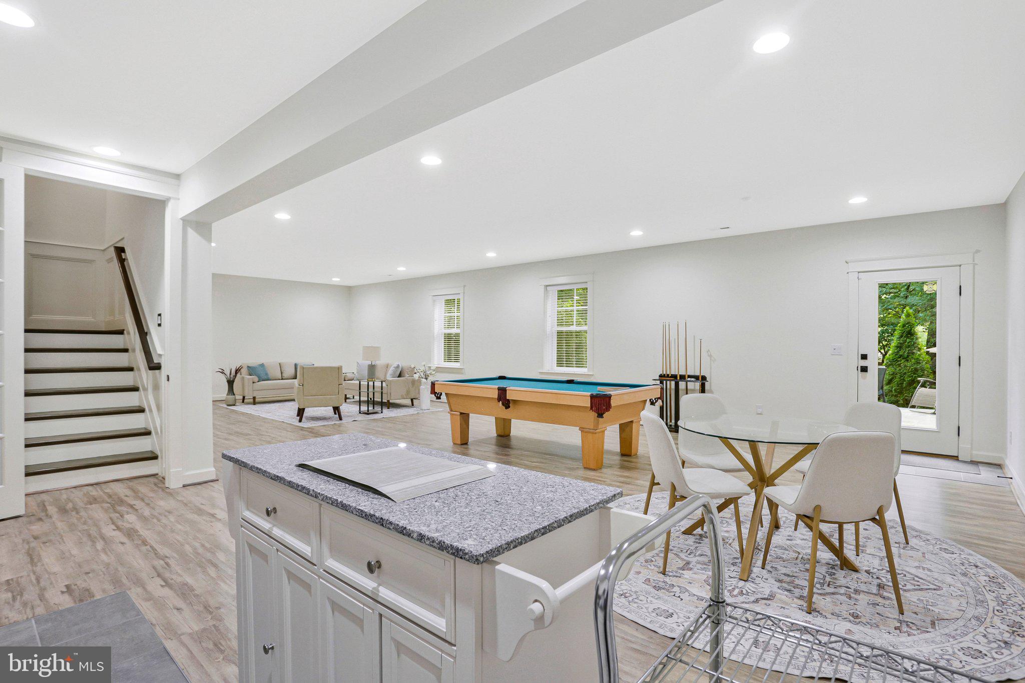 DIVINES CHESTERBROOK - Residential