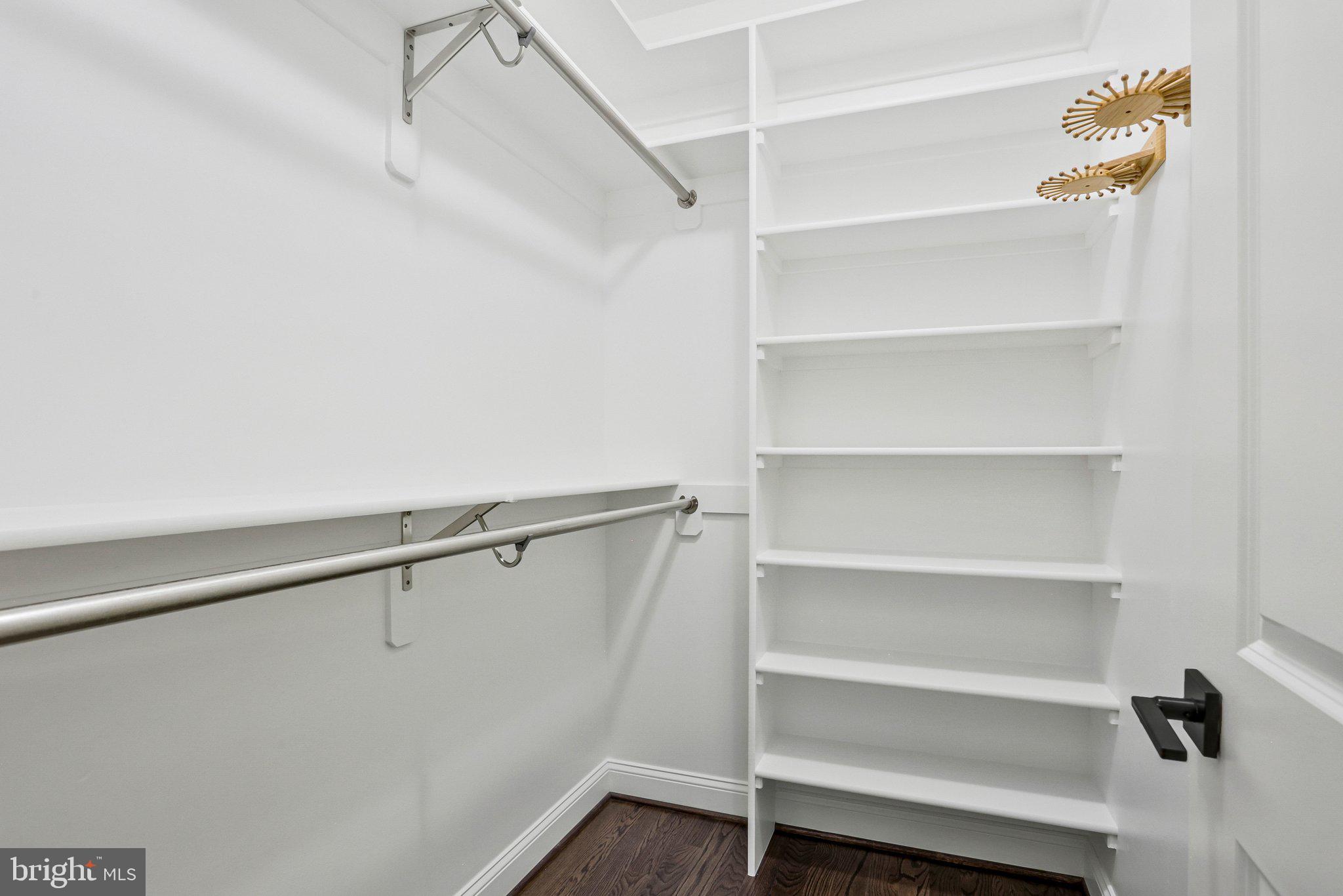DIVINES CHESTERBROOK - Residential