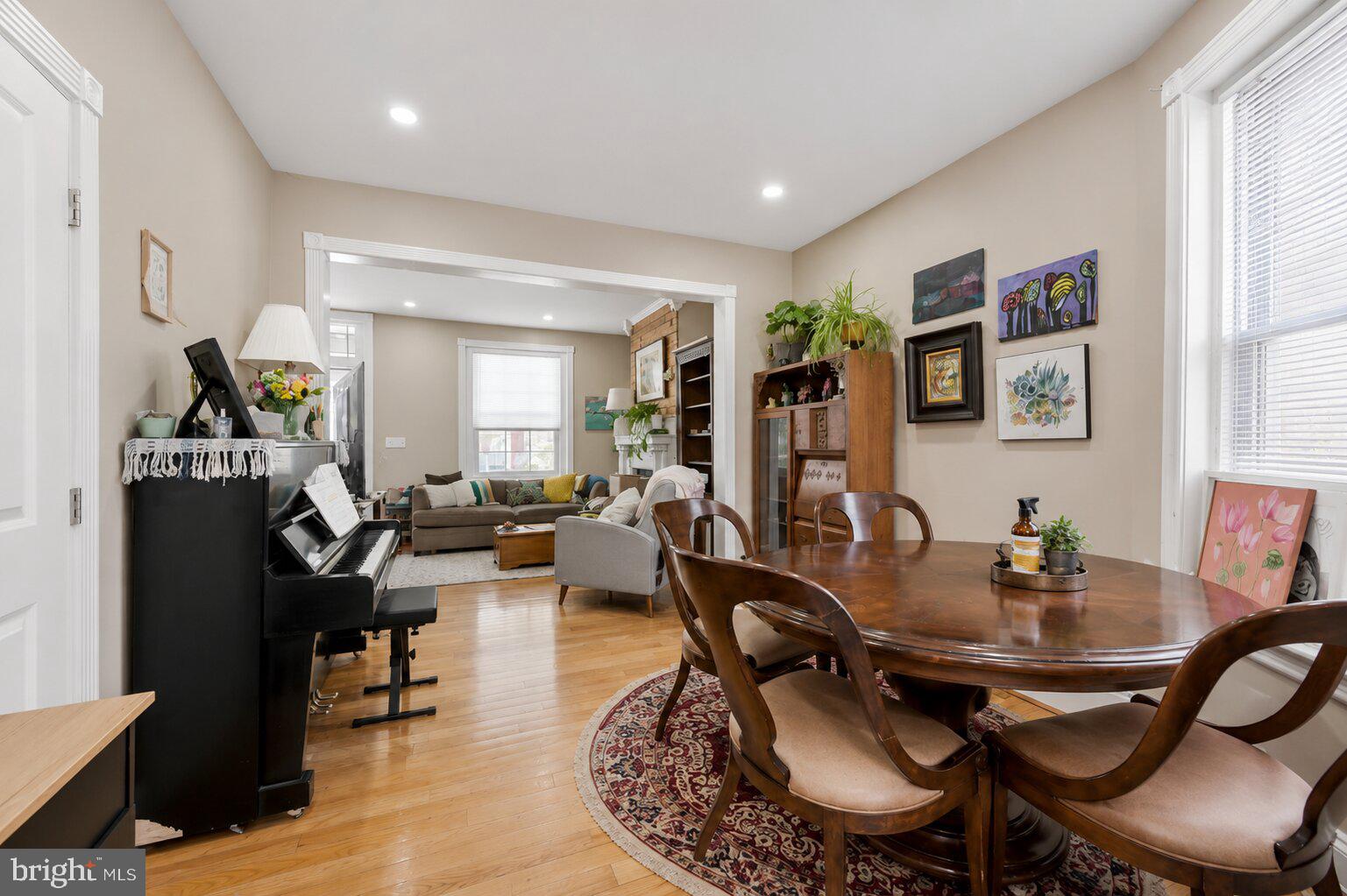 GERMANTOWN - Residential