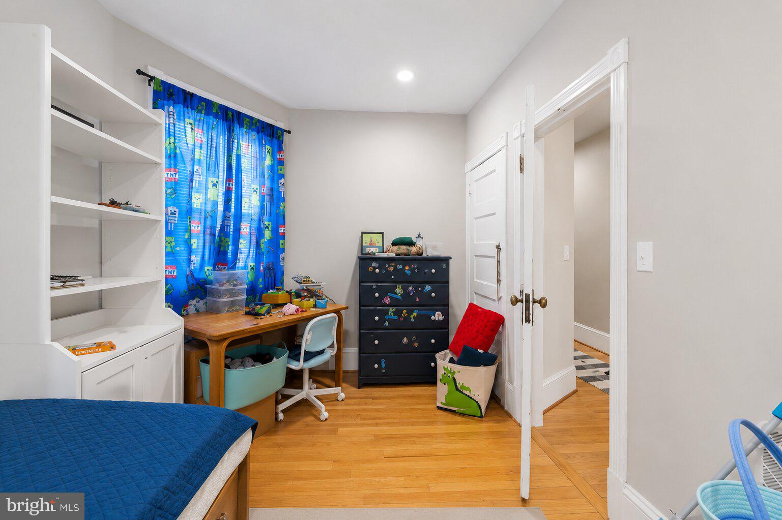 GERMANTOWN - Residential