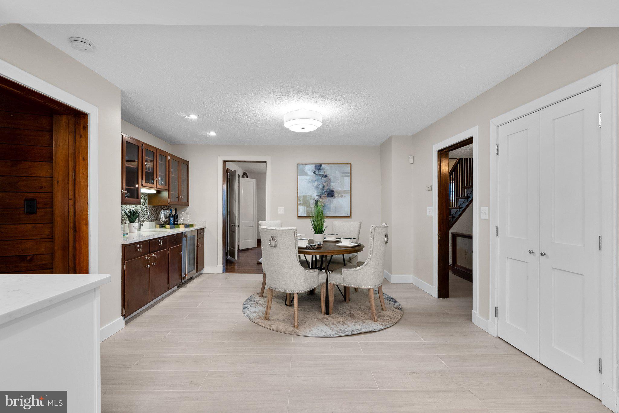 WOODSIDE PARK - Residential