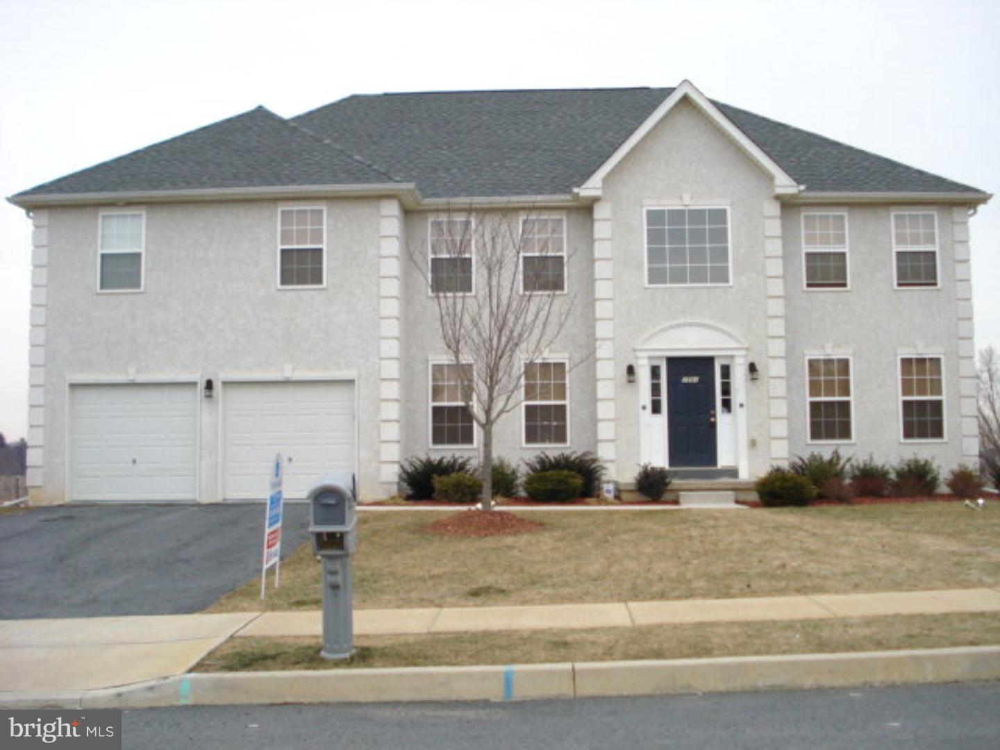LOVELY 2 STORY HOME LOCATED IN WHITFIELD ESTATES.PARKLAND SCHOOL DISTRICT. 4 BEDROOMS,2.5 BATH. 3090 SQ.FT.2 CAR GARAGE.MASTER BEDROOM FEATURES A WALK-IN CLOSET AND SITTING AREA.DECK, WALK-OUT BASEMENT,SECURITY SYSTEM,AUTO IRRIGATION SYSTEM,HOME WARRANTY WITH SERVICEPLUS AND COVERAGEPLUS PACKAGE AND MUCH MORE! Motivated Seller!! Mailing Address Continued: Breinigsville Color: Grey Amp: 200